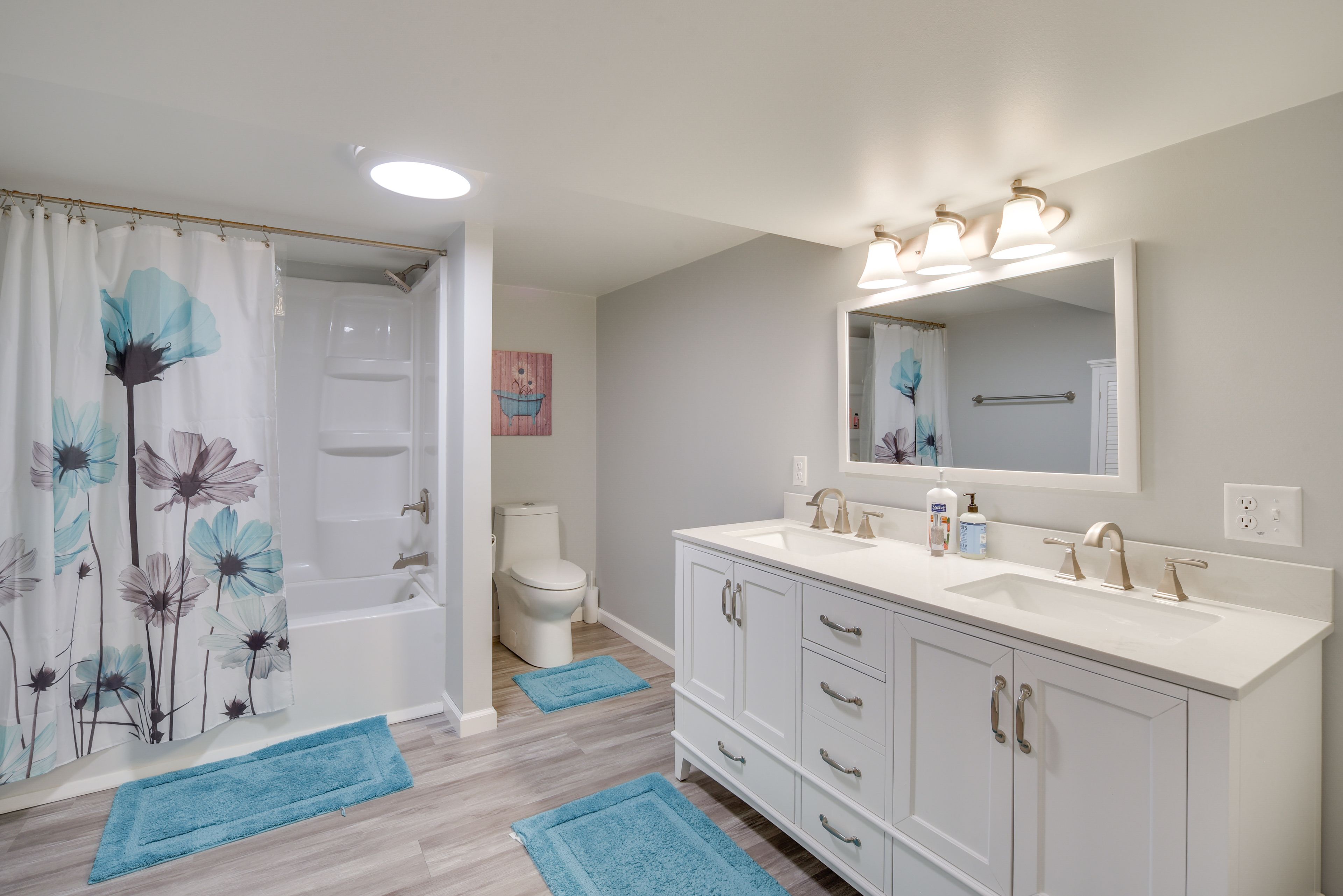 Full Bathroom | Basement