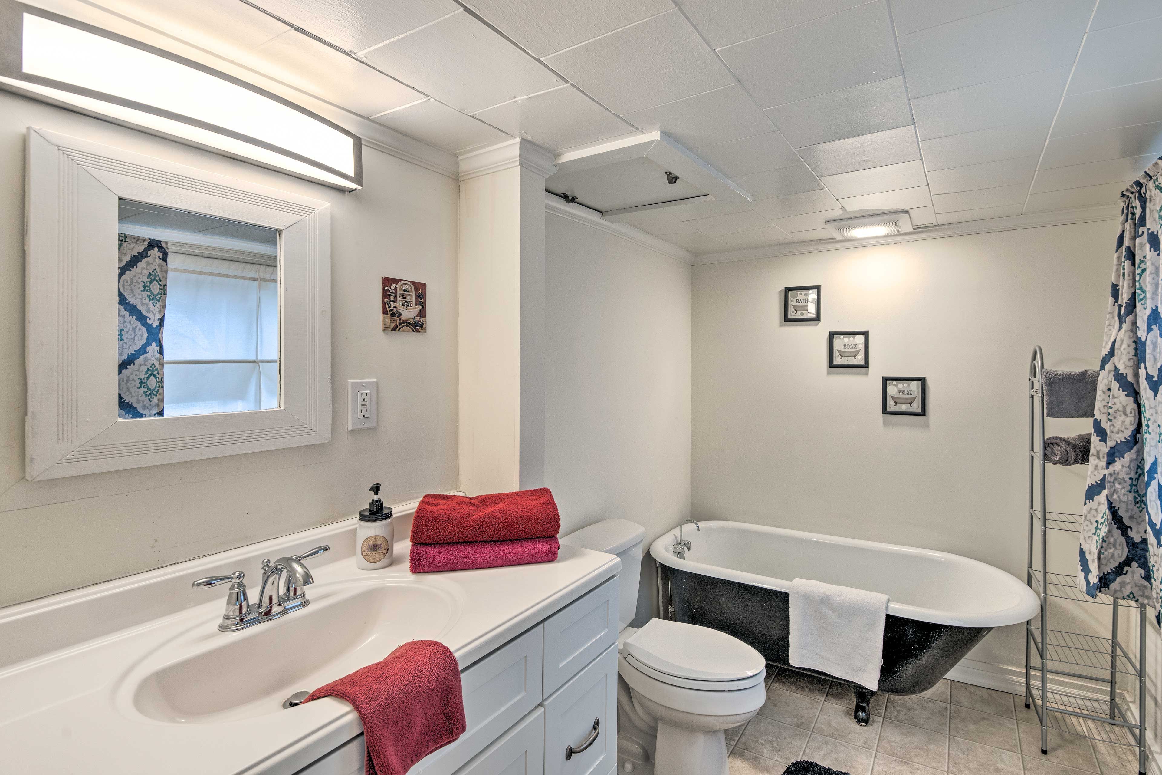 Full Bathroom