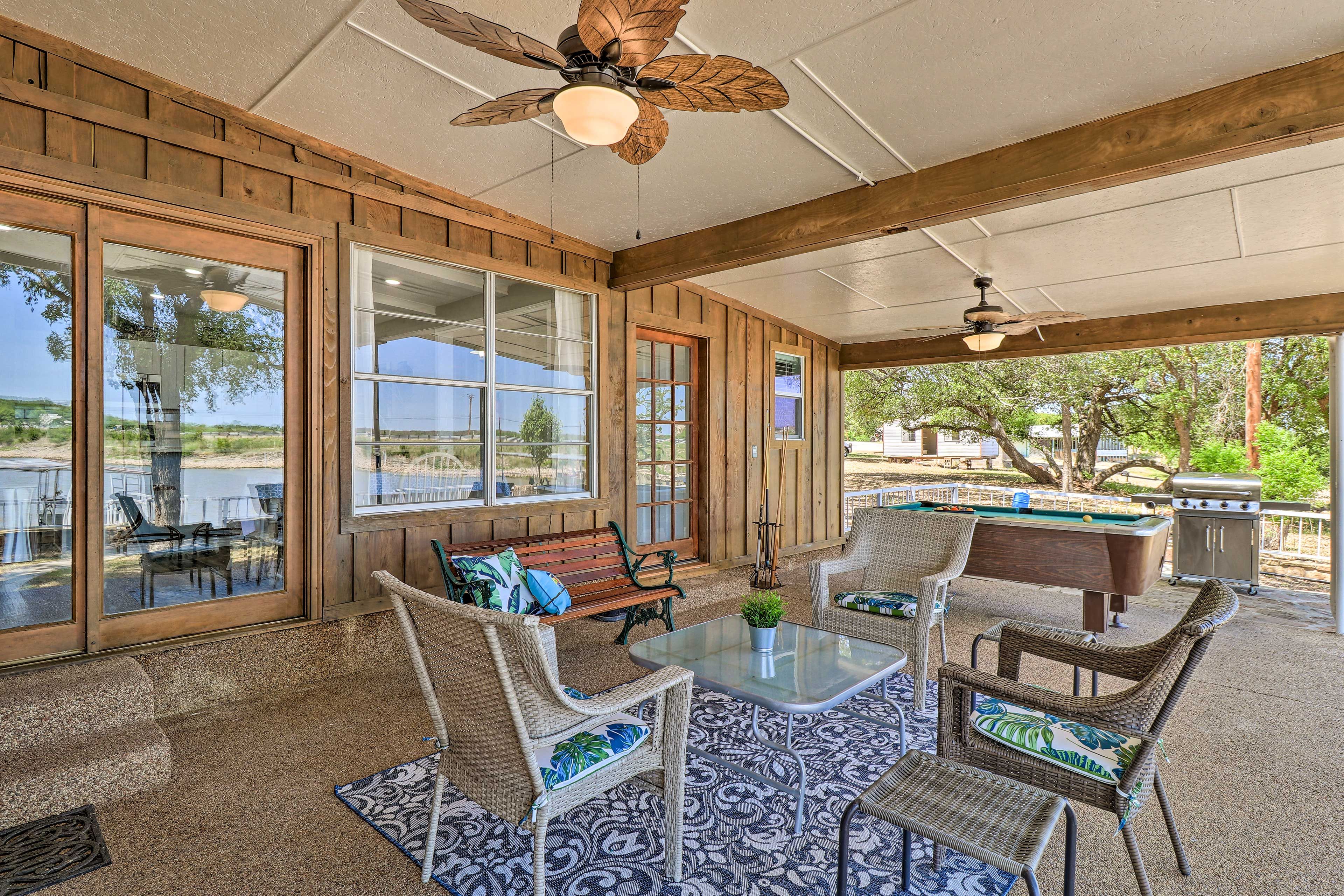 Covered Patio | Free WiFi | Towels & Linens