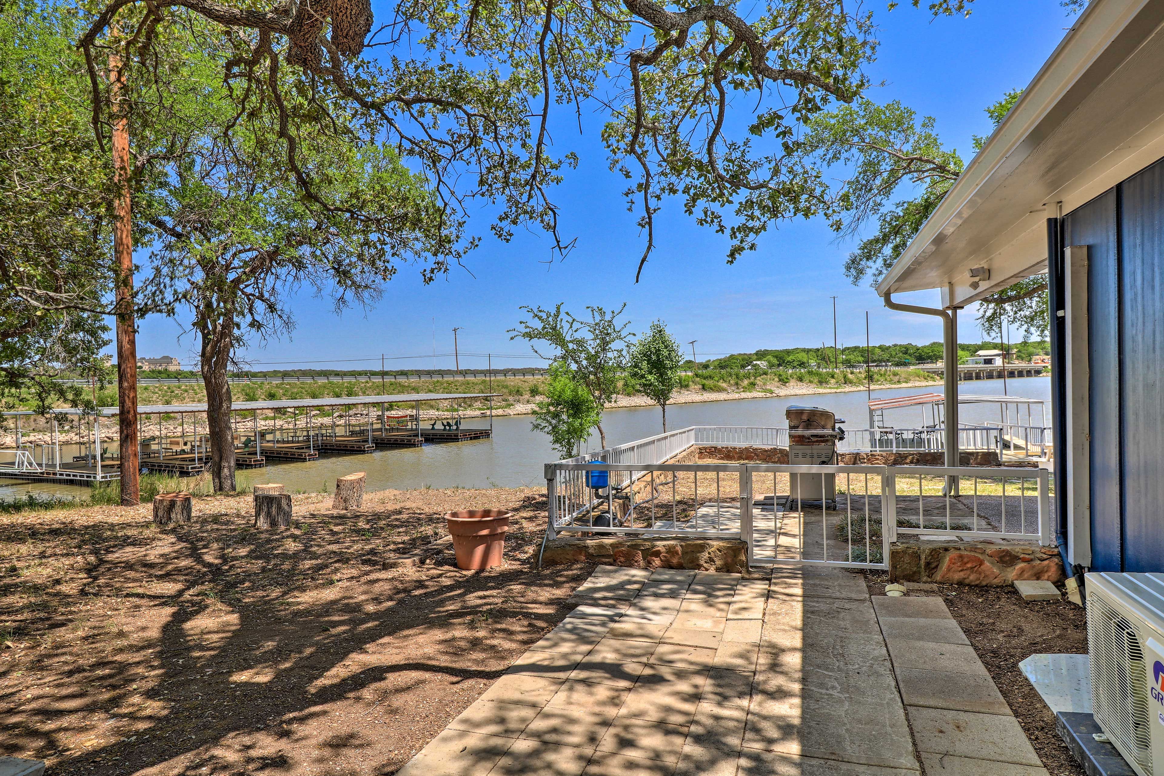 Free Boat Slips (First-Come, First-Served)