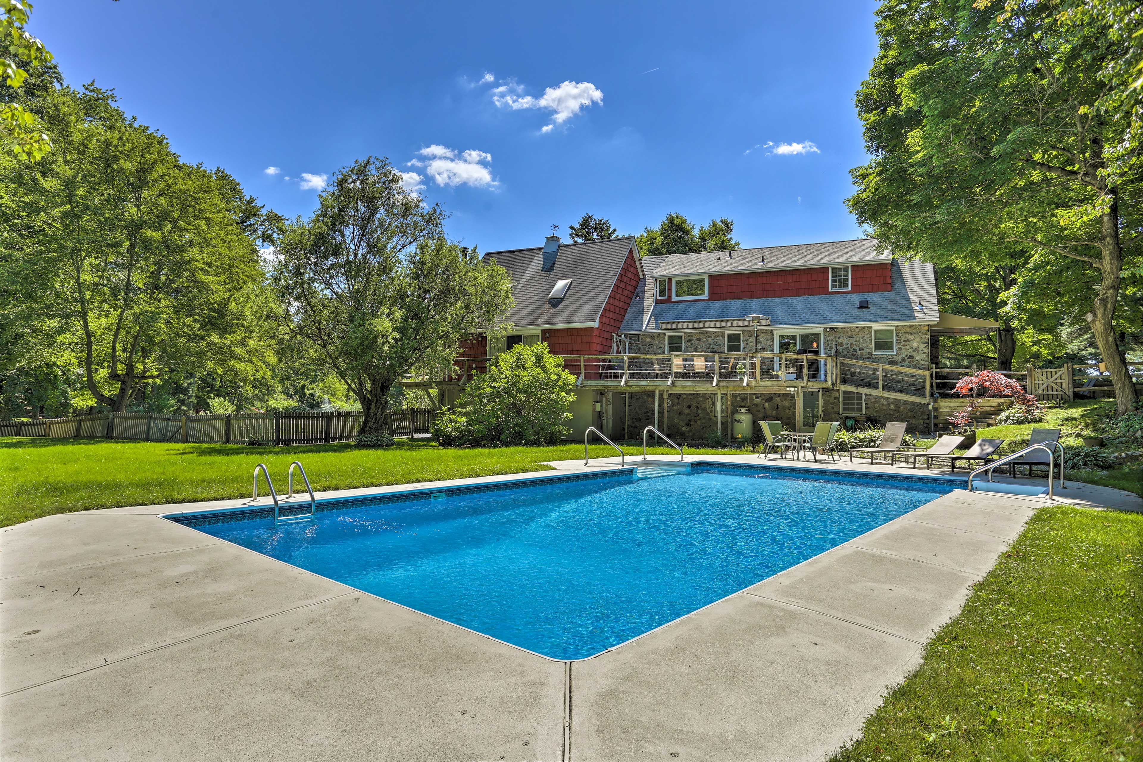 Seasonal Pool (Depth 8') | Optional Sauna Available