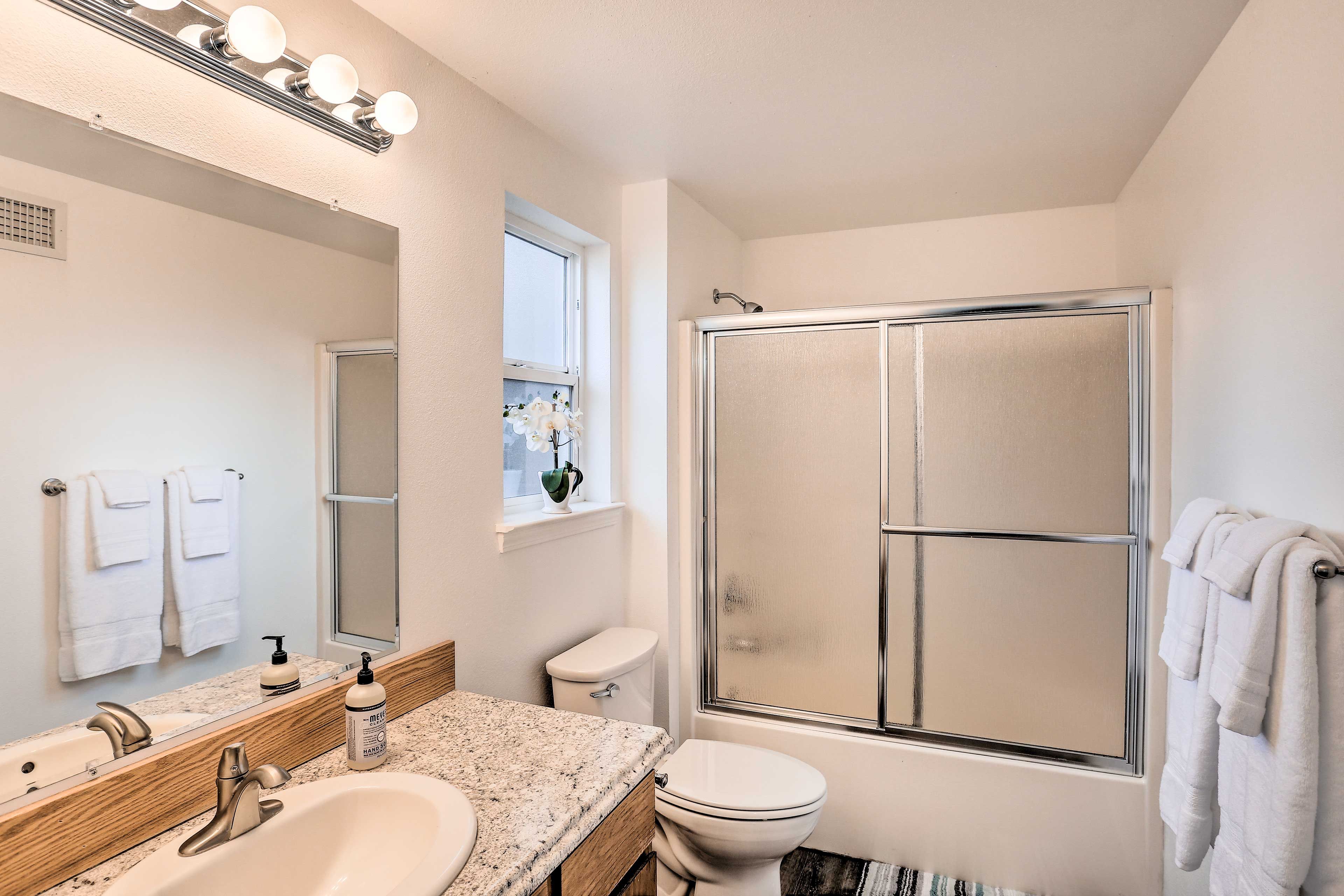 Full Bathroom