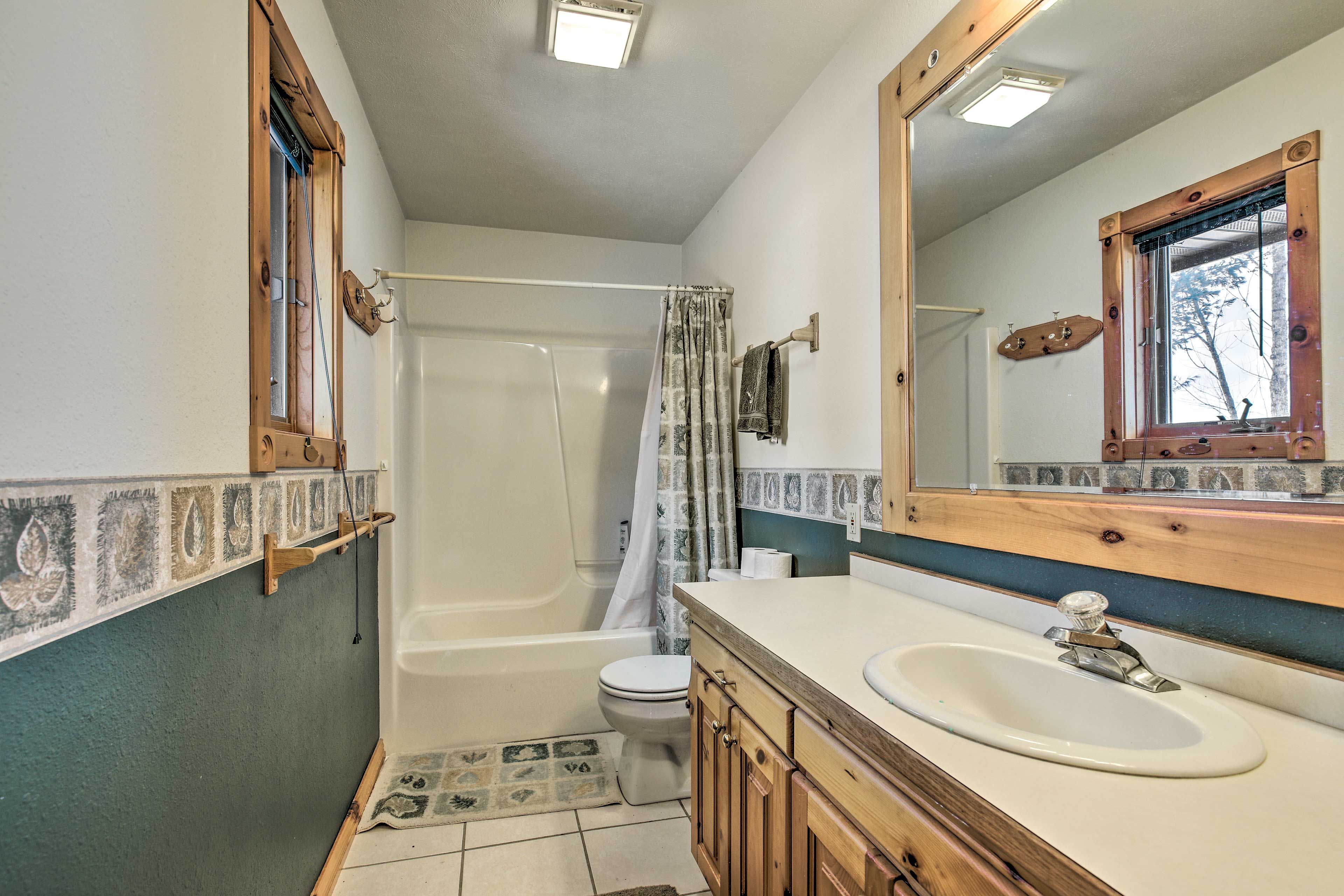 Bathroom | Towels Provided
