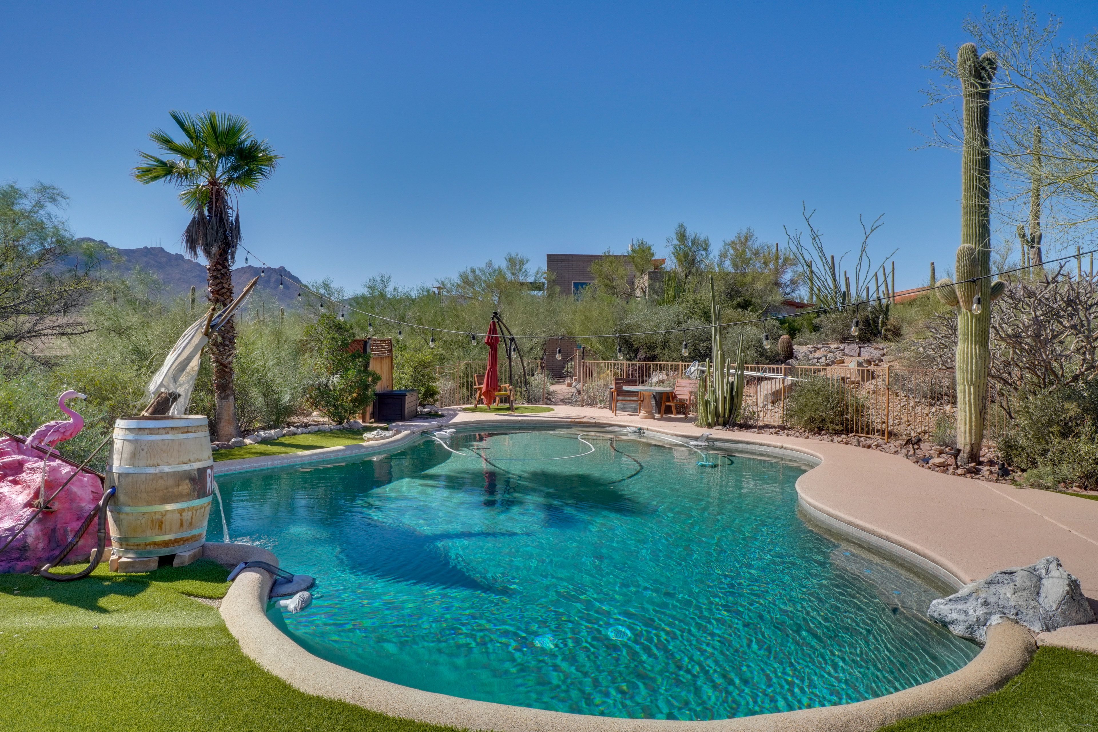 Shared Pool | Dining Area | Lounge Seating | Mountain Views