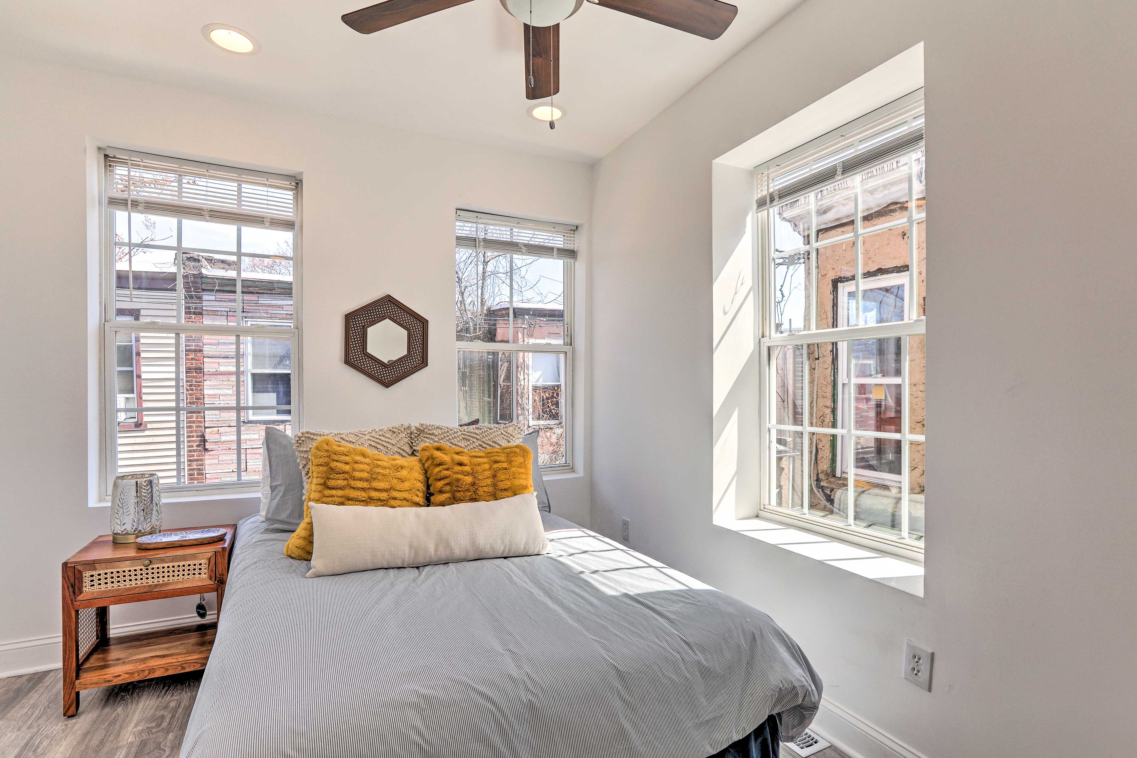 Bedroom 2 | Full Bed