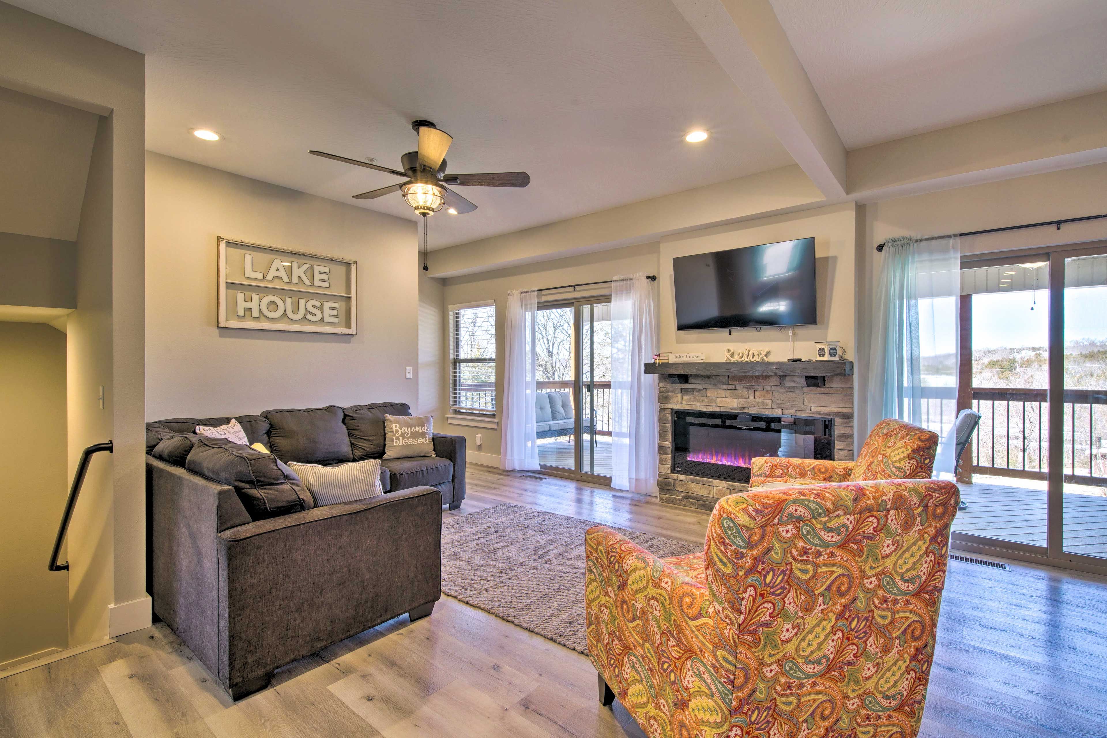Living Room | Smart TV
