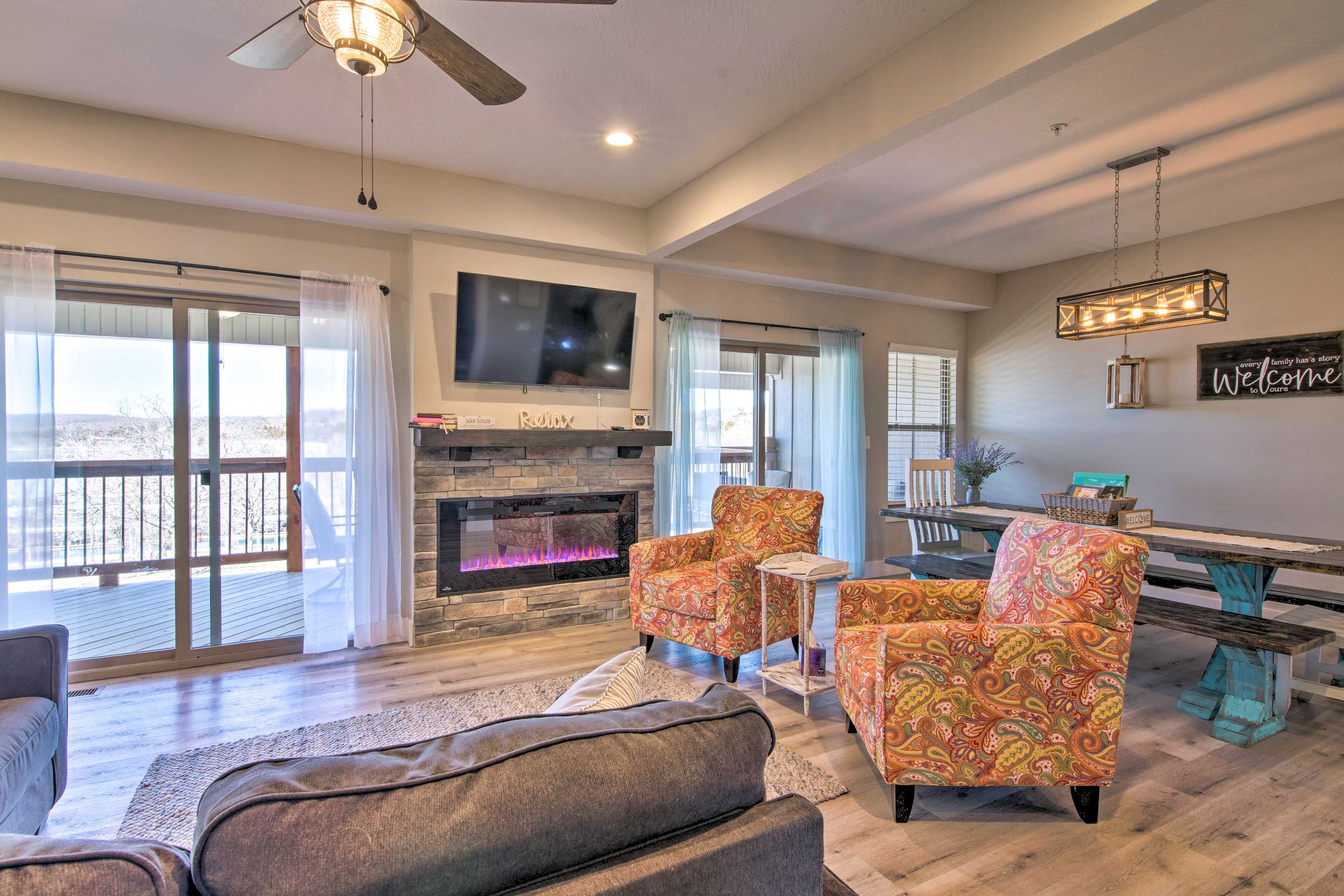 Living Room | Balcony Access