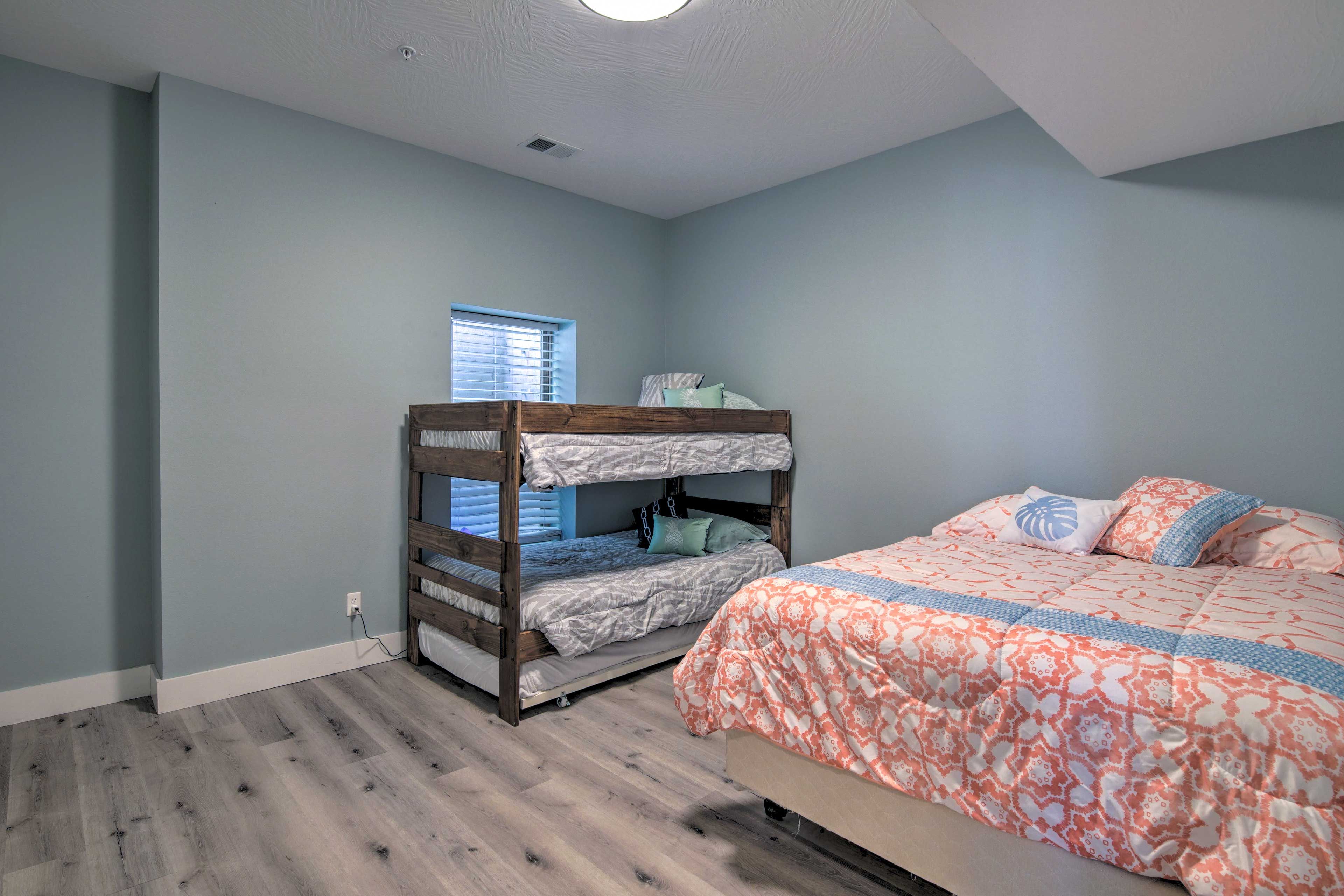 Bedroom 4 | Twin Bunk Bed w/ Twin Trundle | Full Bed