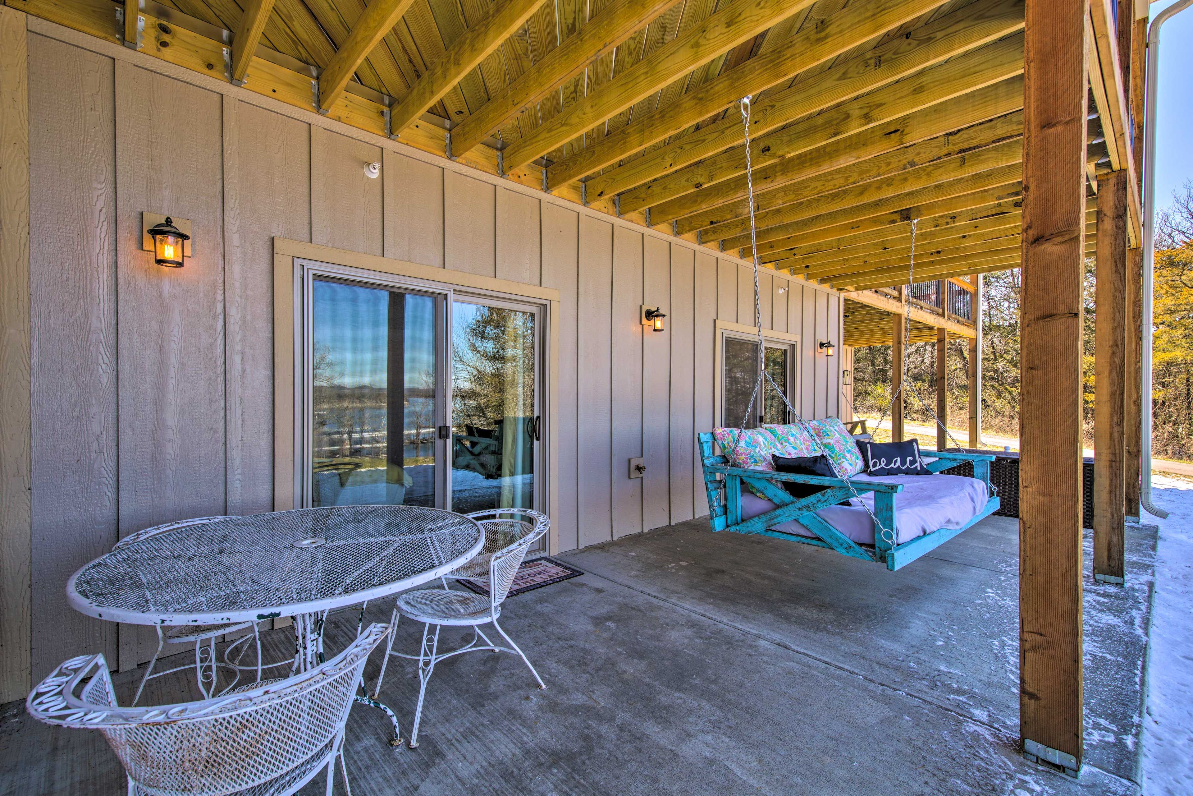 Patio | Outdoor Dining Area