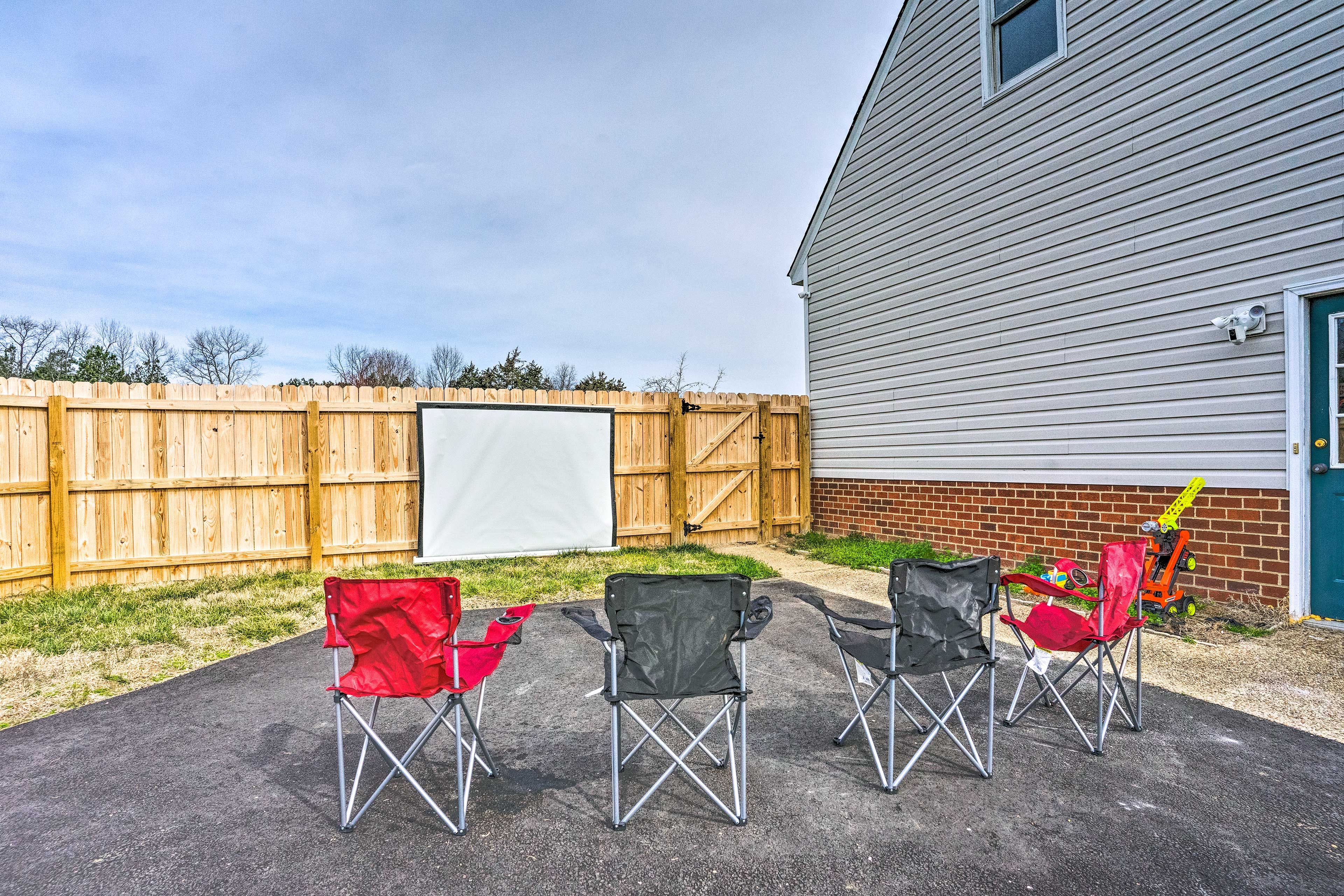 Outdoor Movie Projector