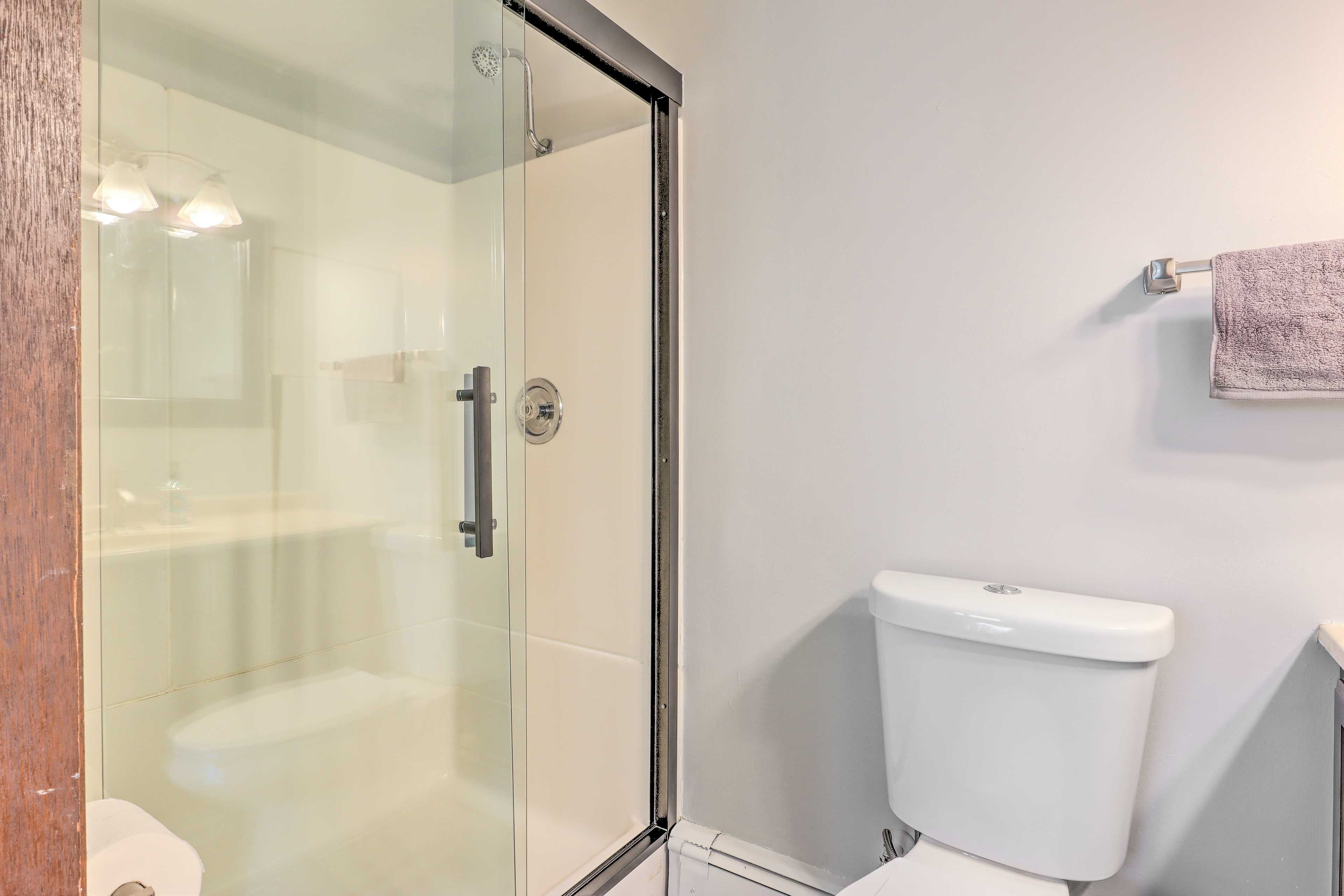 Full Bathroom