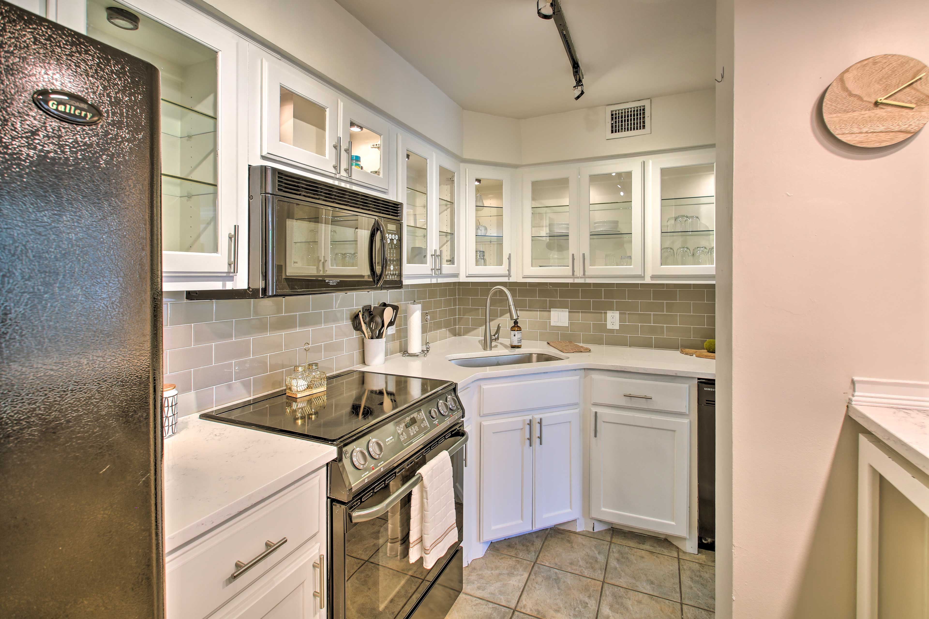 Kitchen | Ice Maker