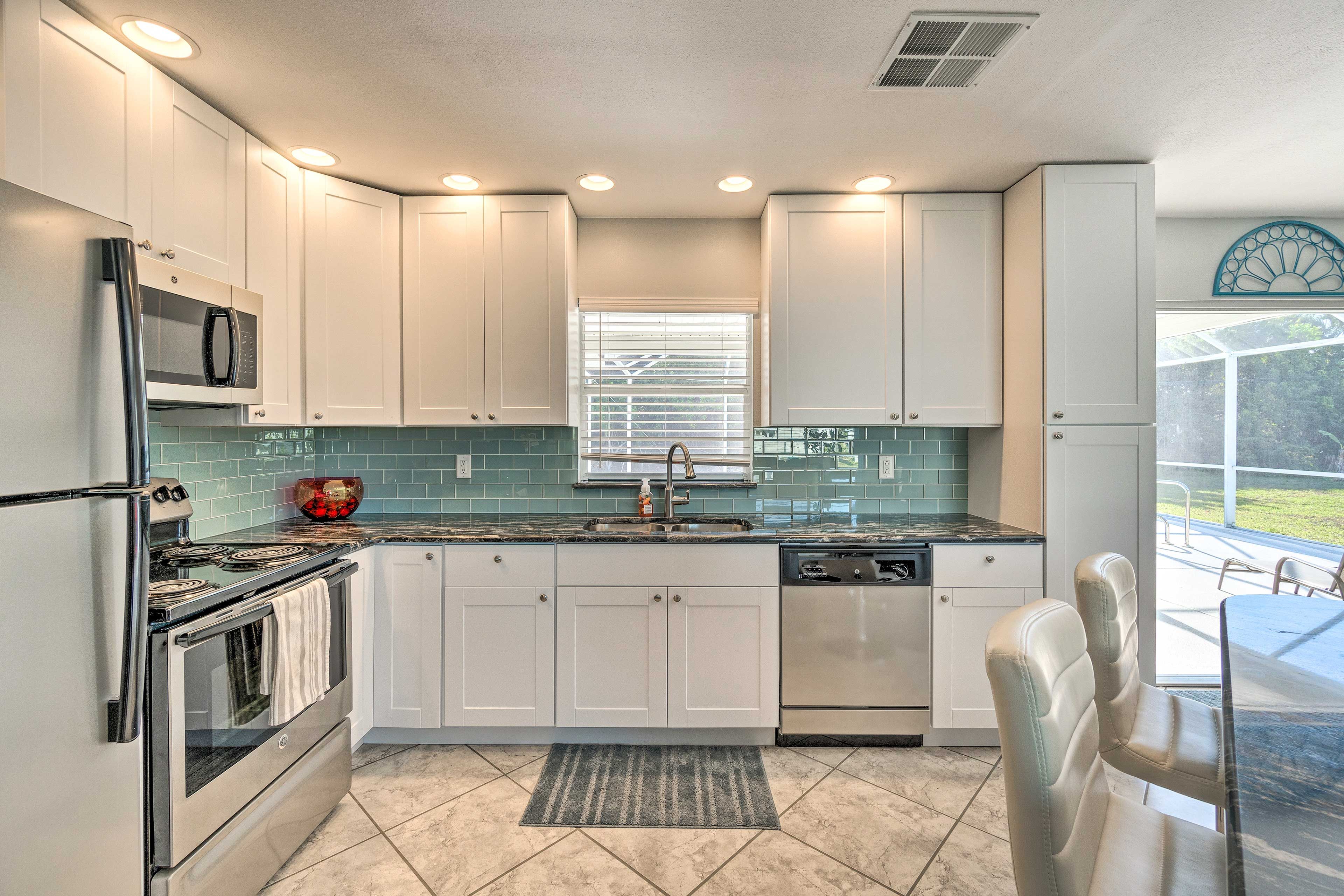 Kitchen | Toaster | Toaster Oven | Coffee Maker | Coffee Grinder | Blender