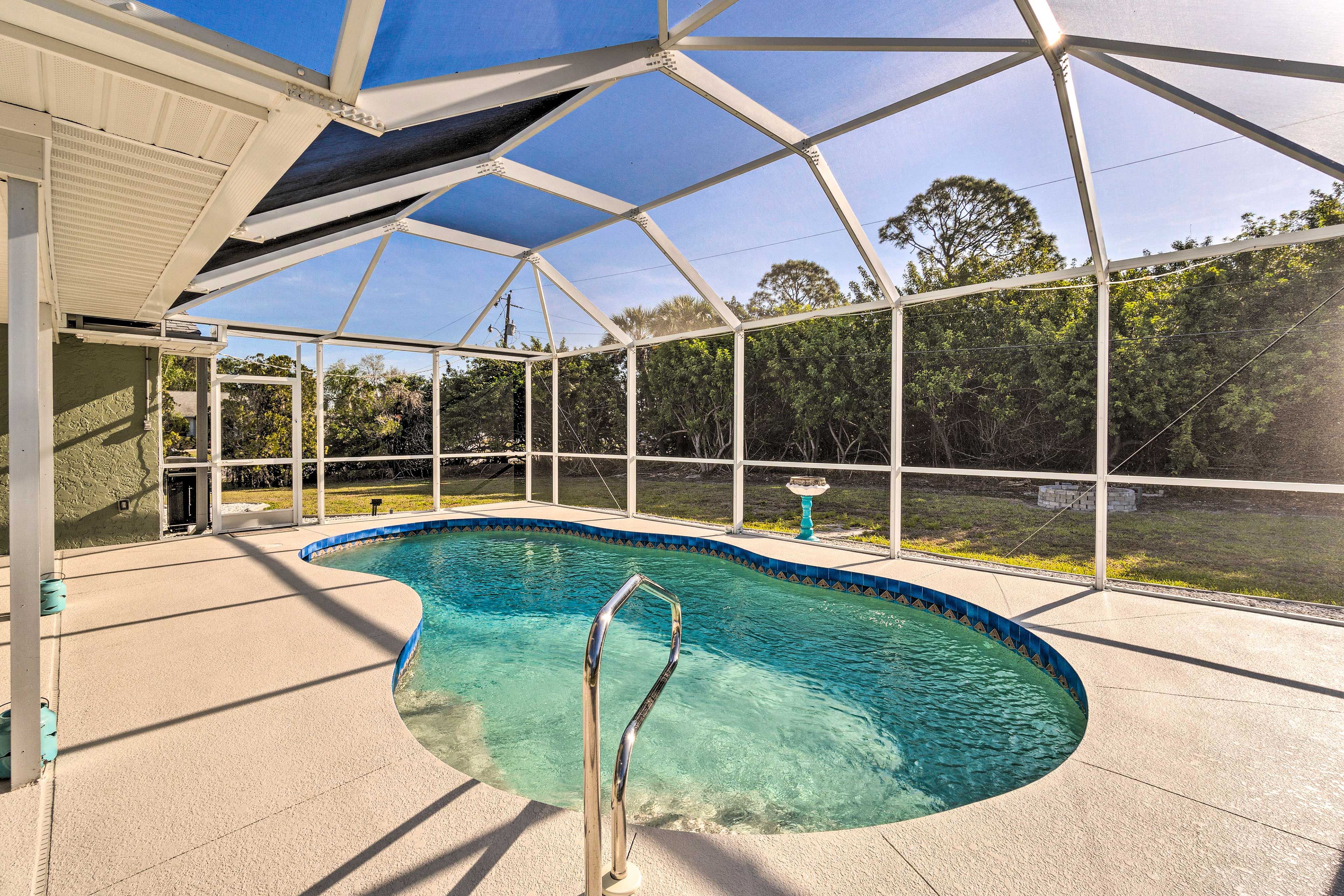 Charlotte Vacation Rental | 2BR | 2BA | 1 Step to Access | 1,200 Sq Ft