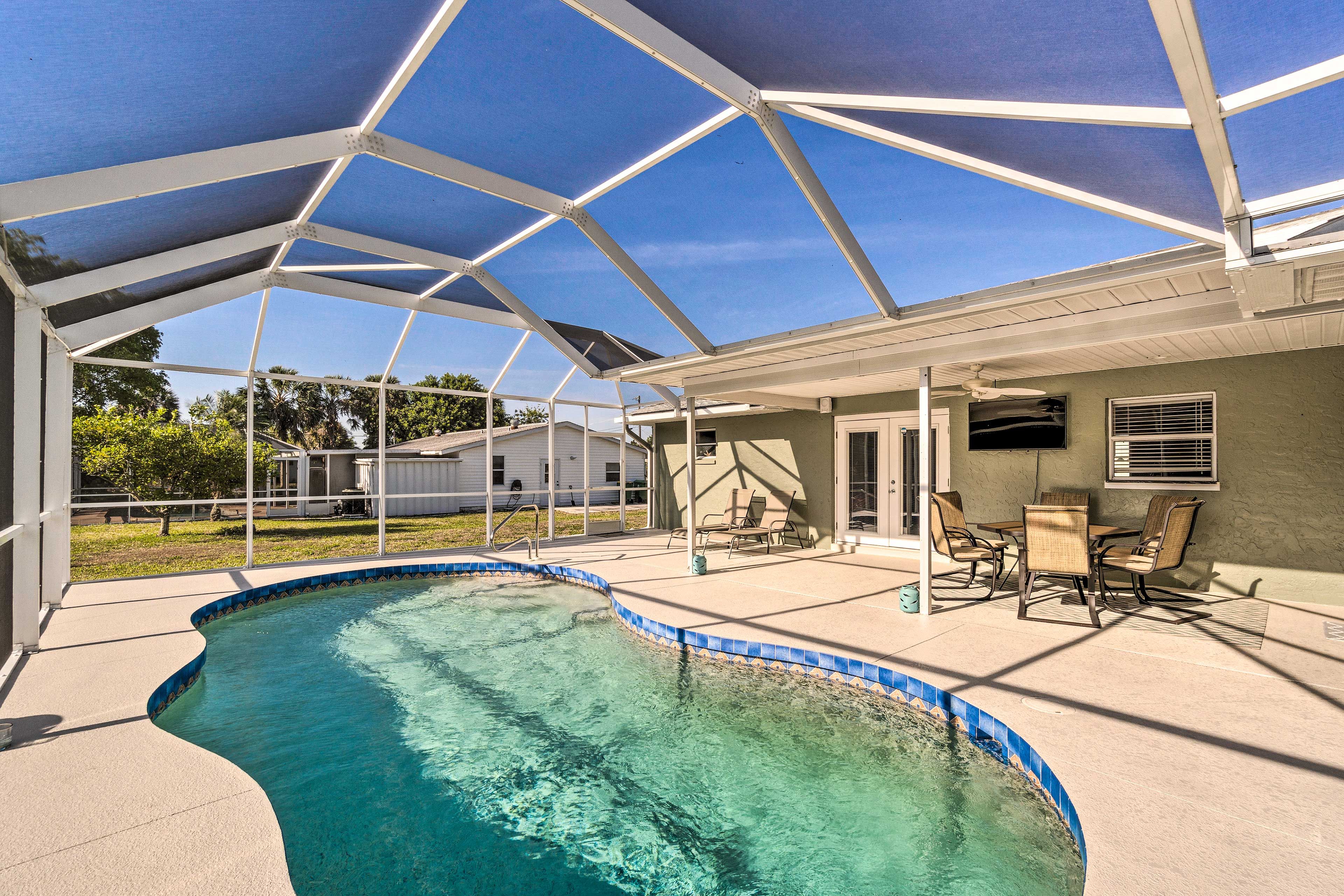 Screened-In Lanai