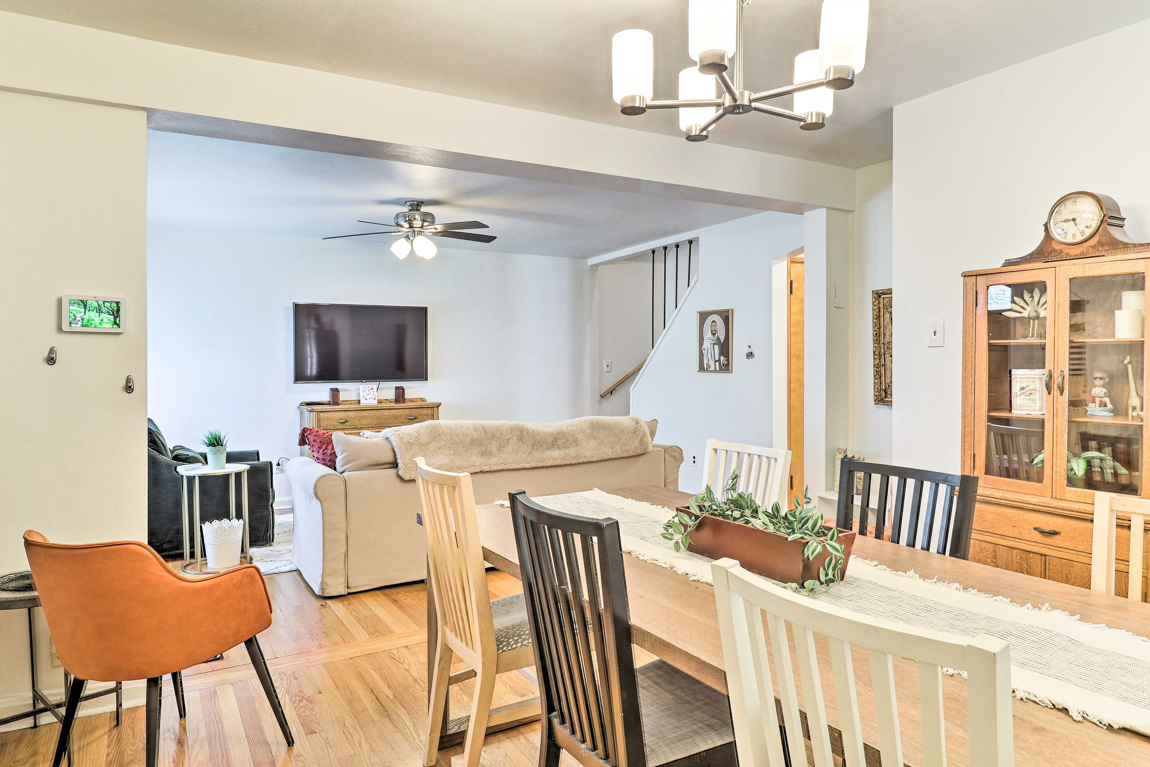 Dining Area | Dishware & Flatware