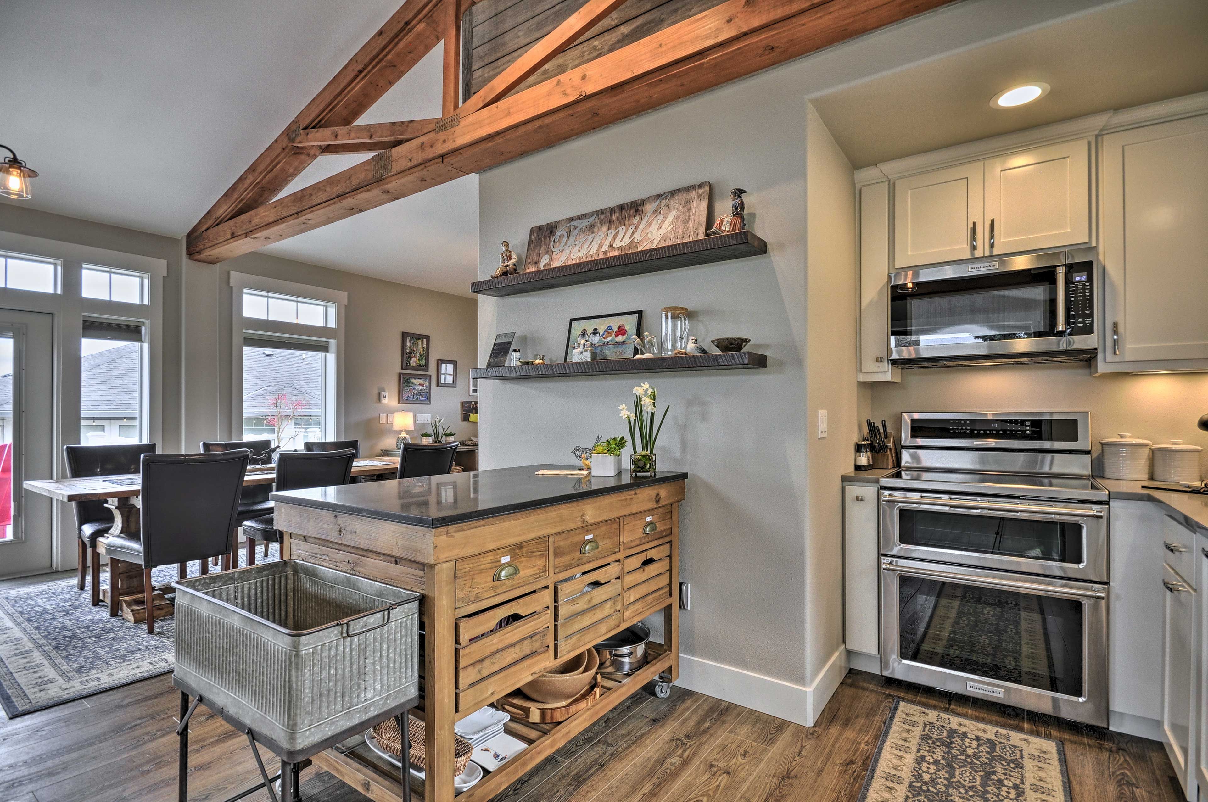 Well-Equipped Kitchen | Toaster