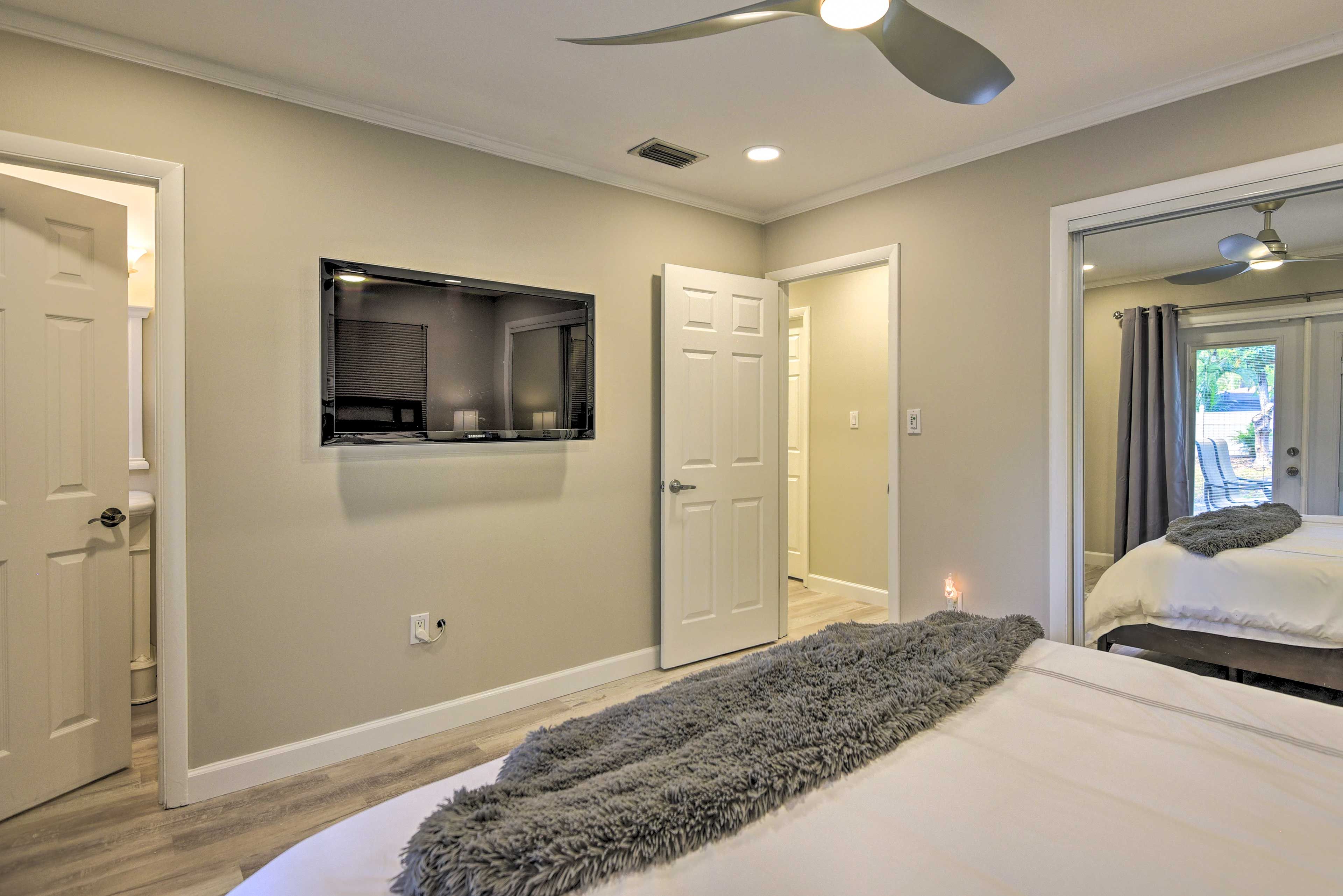 Bedroom 1 | Smart TV | En-Suite Bathroom