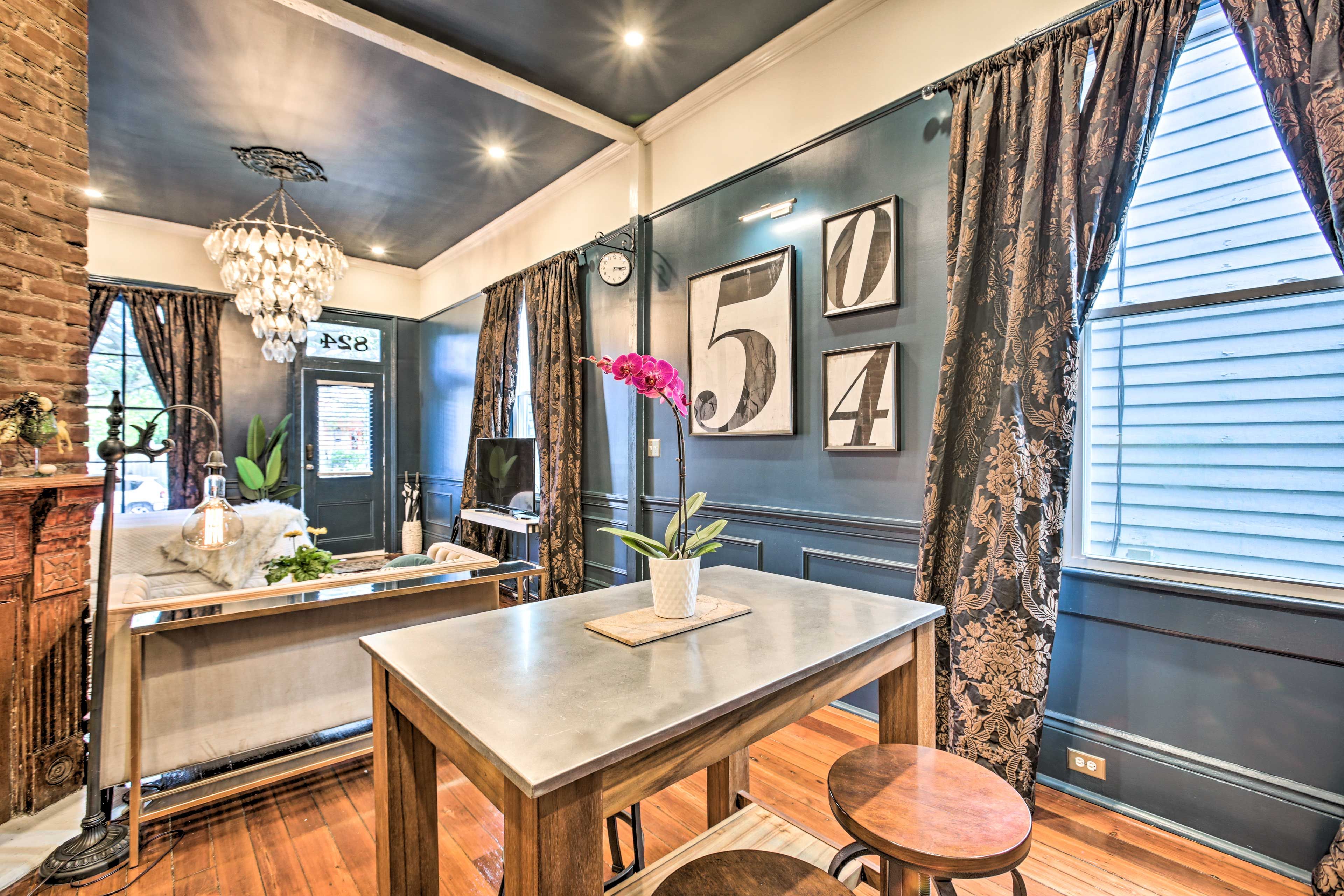 Dining Area | High-Top Table