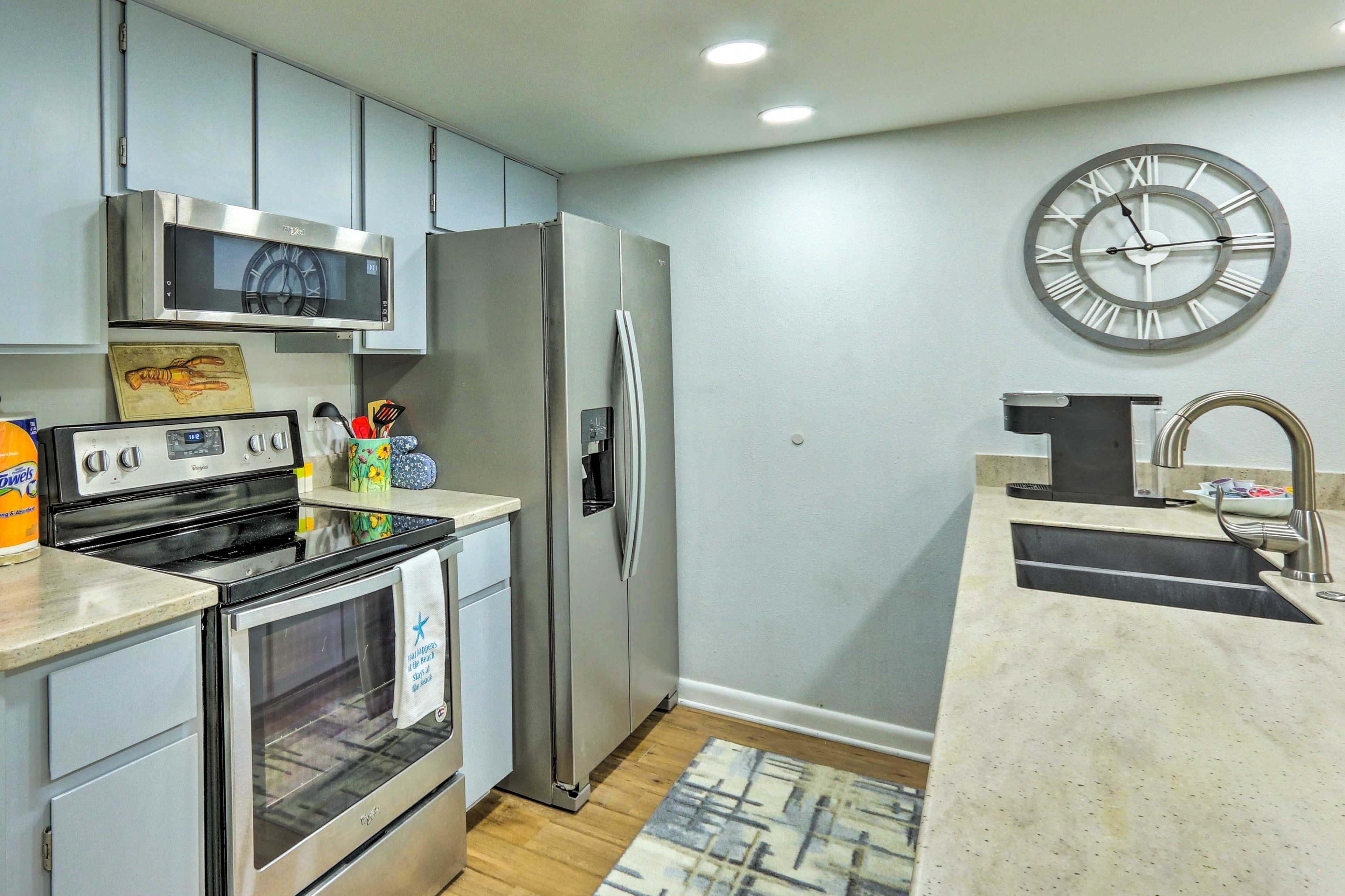 Kitchen | Dishware/Flatware