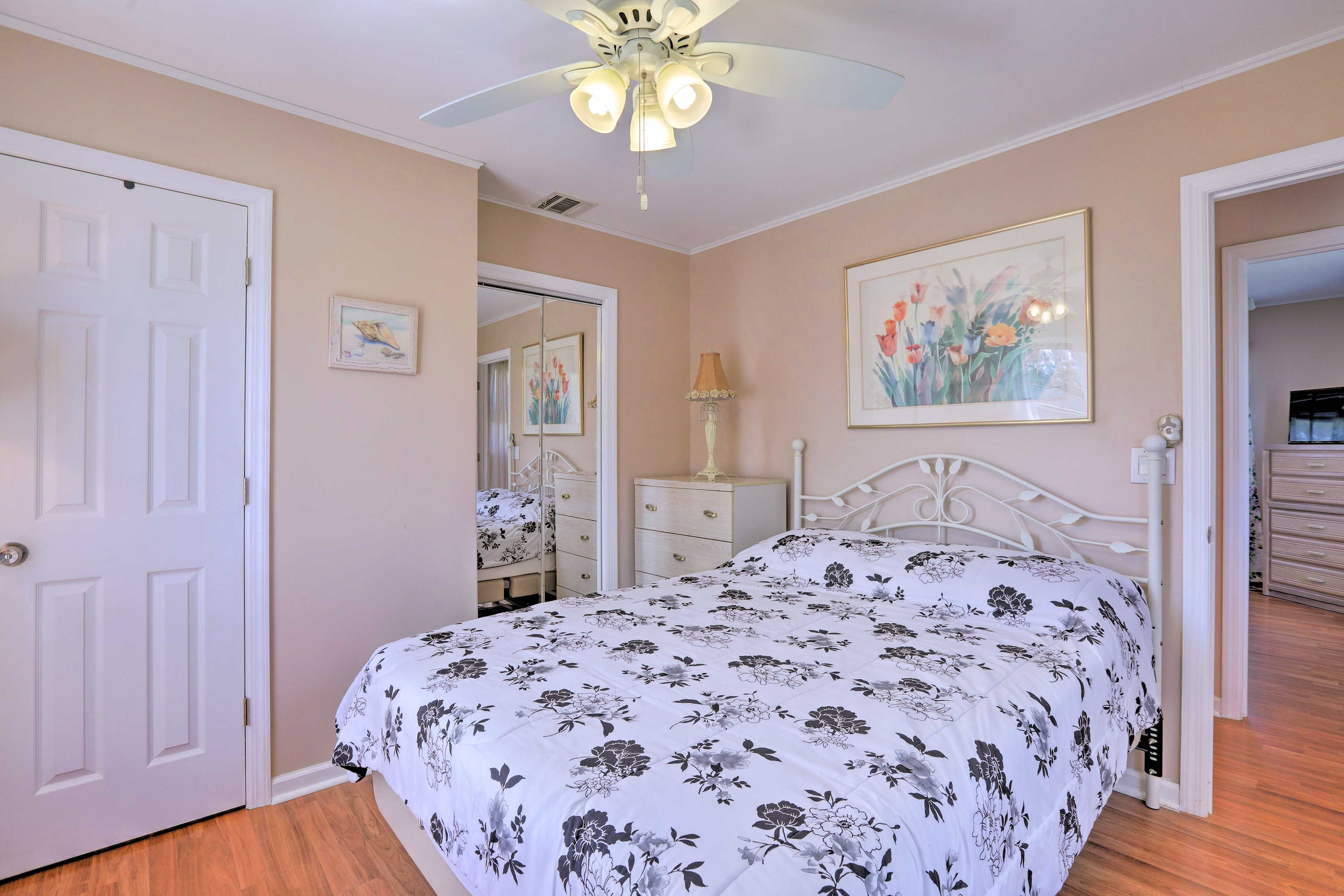 Bedroom 2 | Queen Bed | 2nd Floor