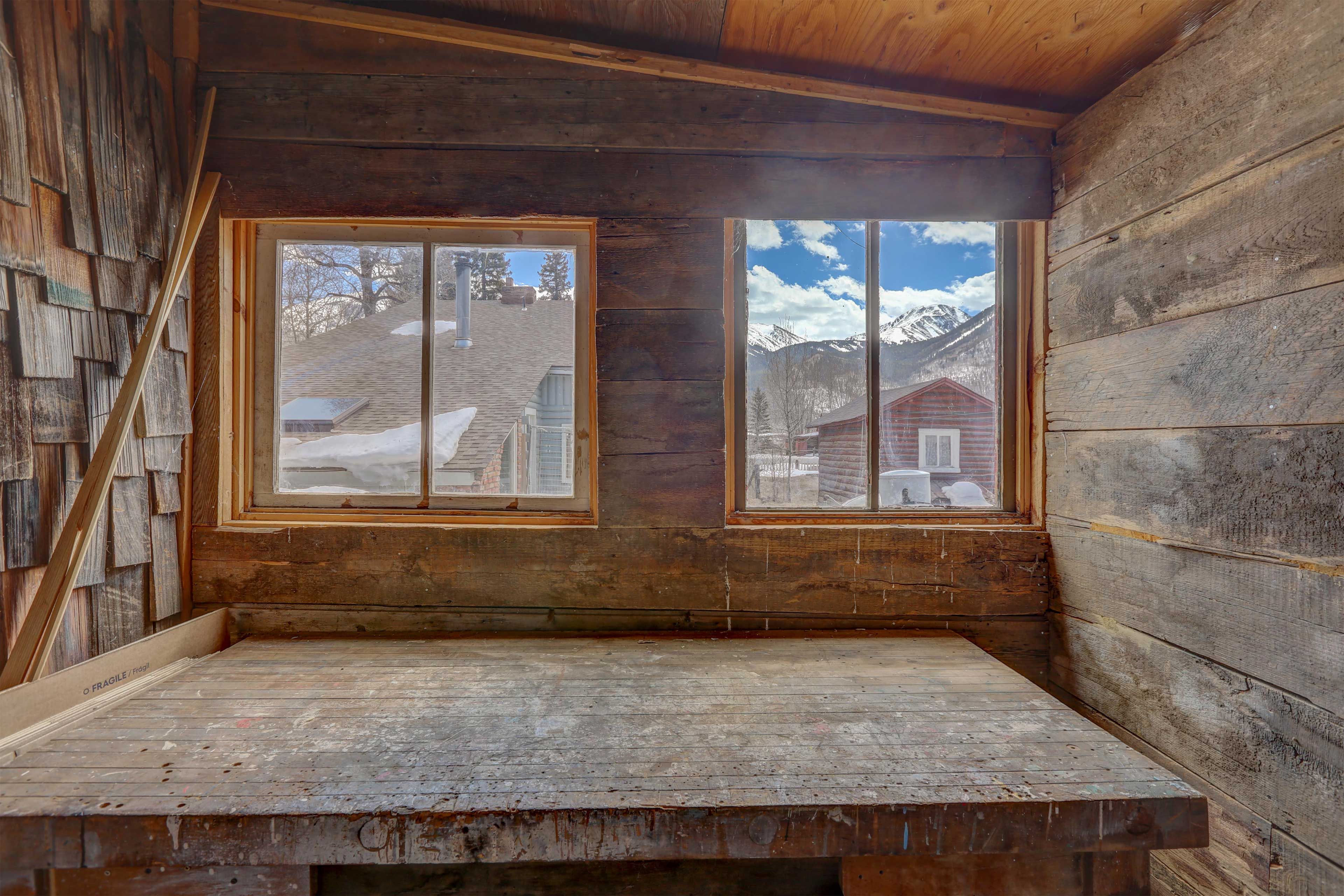 Alpine Haven Cabin | Miner's Cabin On-Site