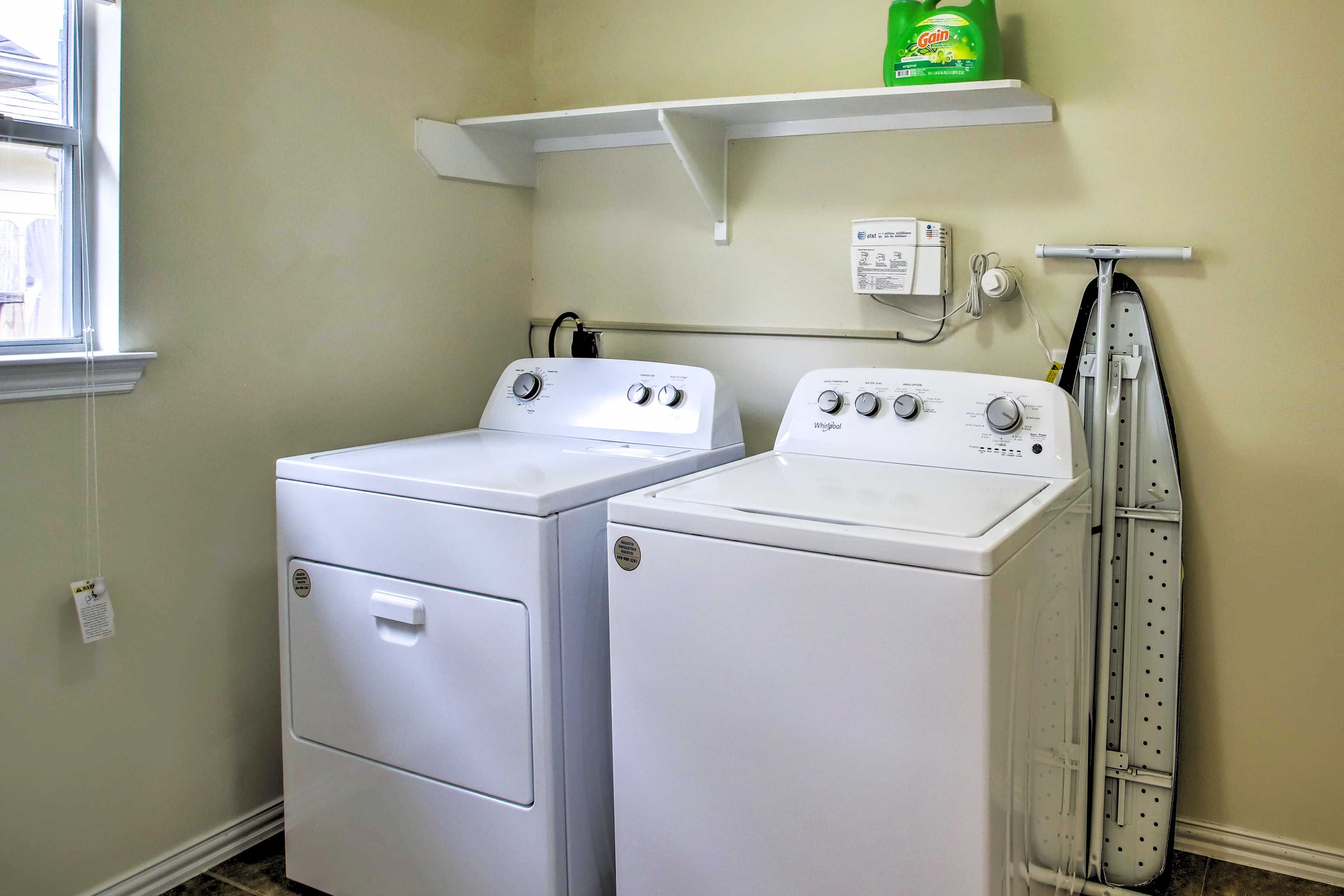 Laundry | Detergent Provided
