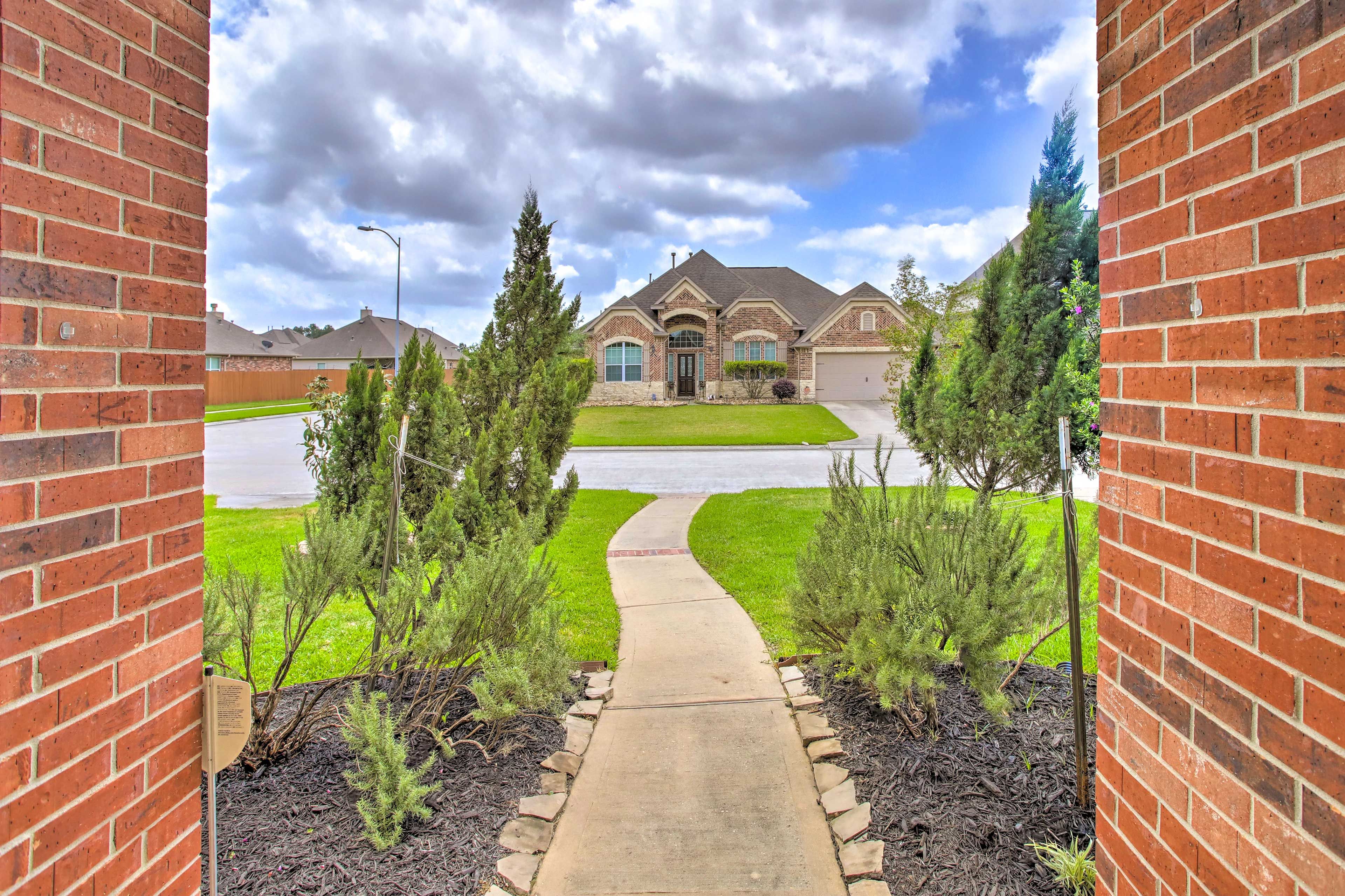 House Exterior | Entryway | Ring Doorbell Camera