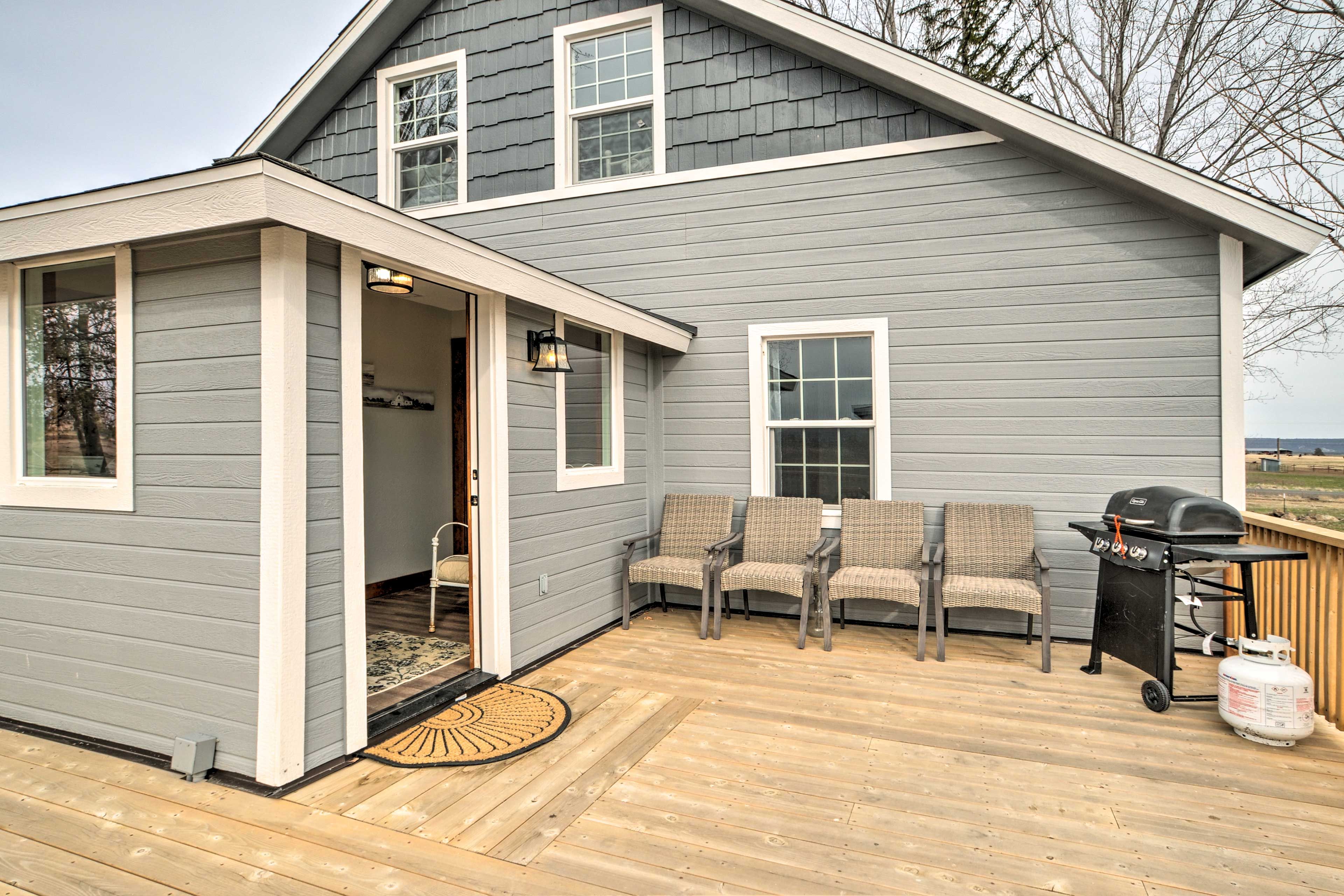 Home Exterior | Gas Grill