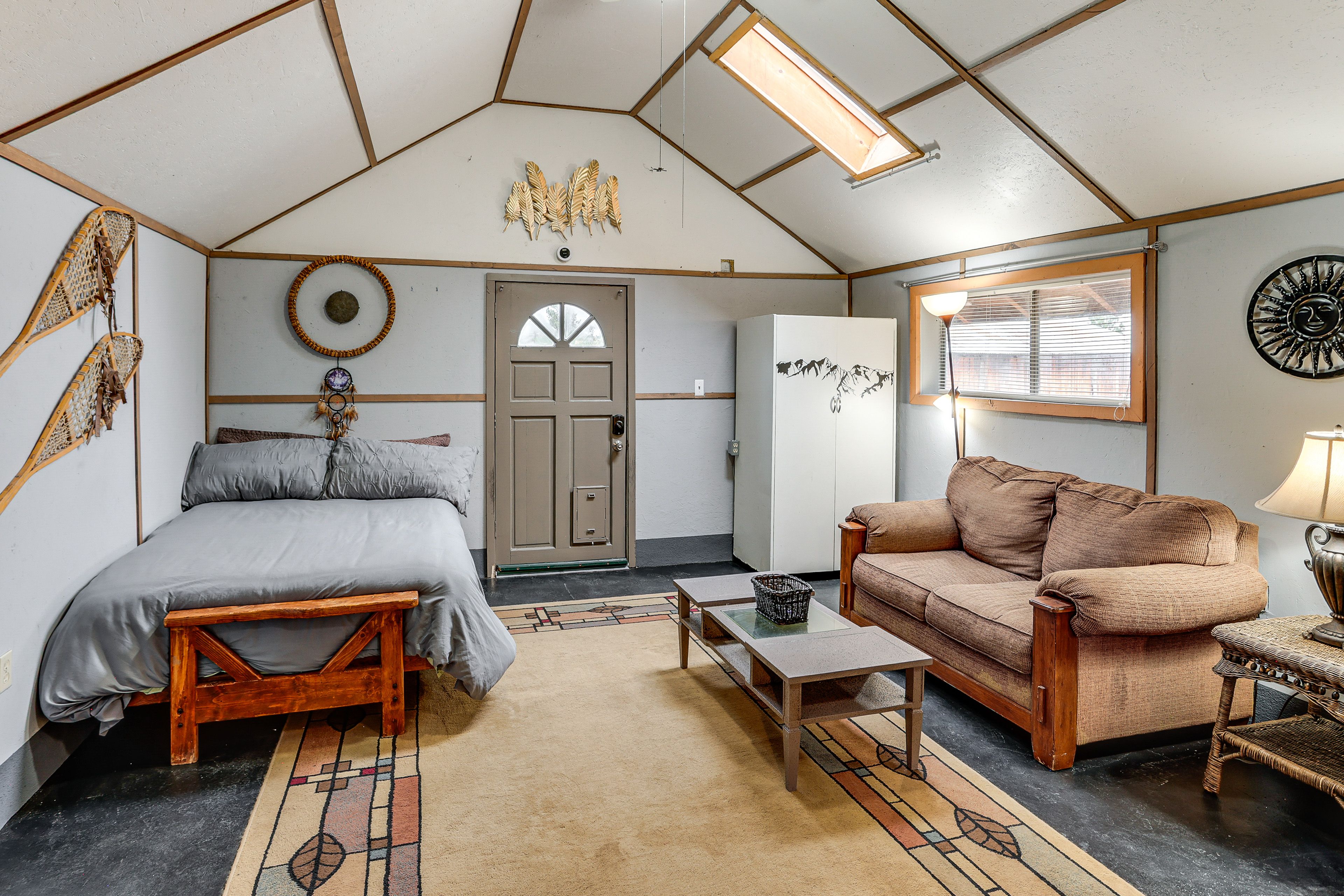 Dolores Vacation Rental | Studio | 1BA | 500 Sq Ft | 7 Steps to Enter