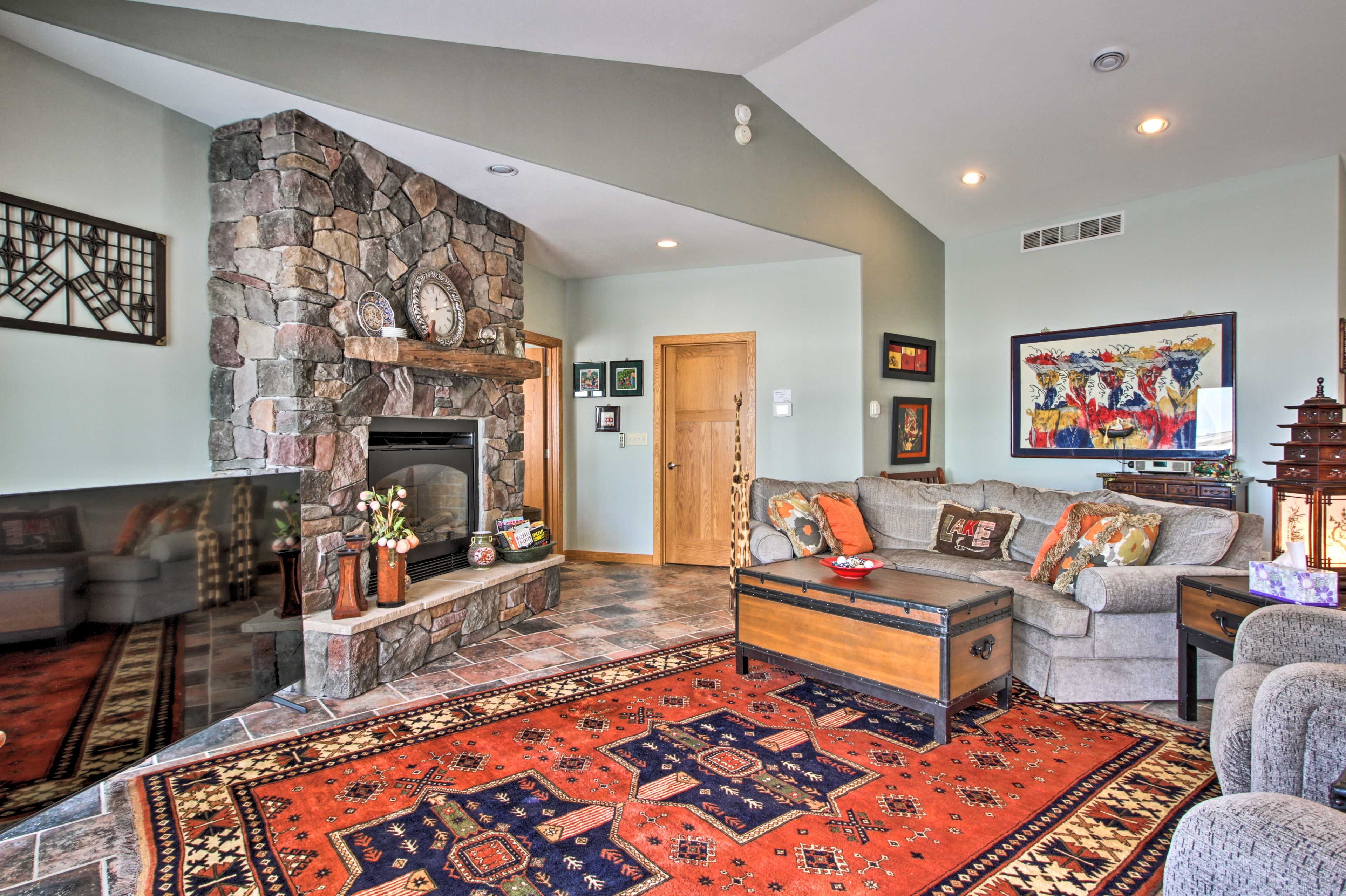 Battle Lake Vacation Rental | 3BR | 2BA | 2 Entry Steps | 2,380 Sq Ft