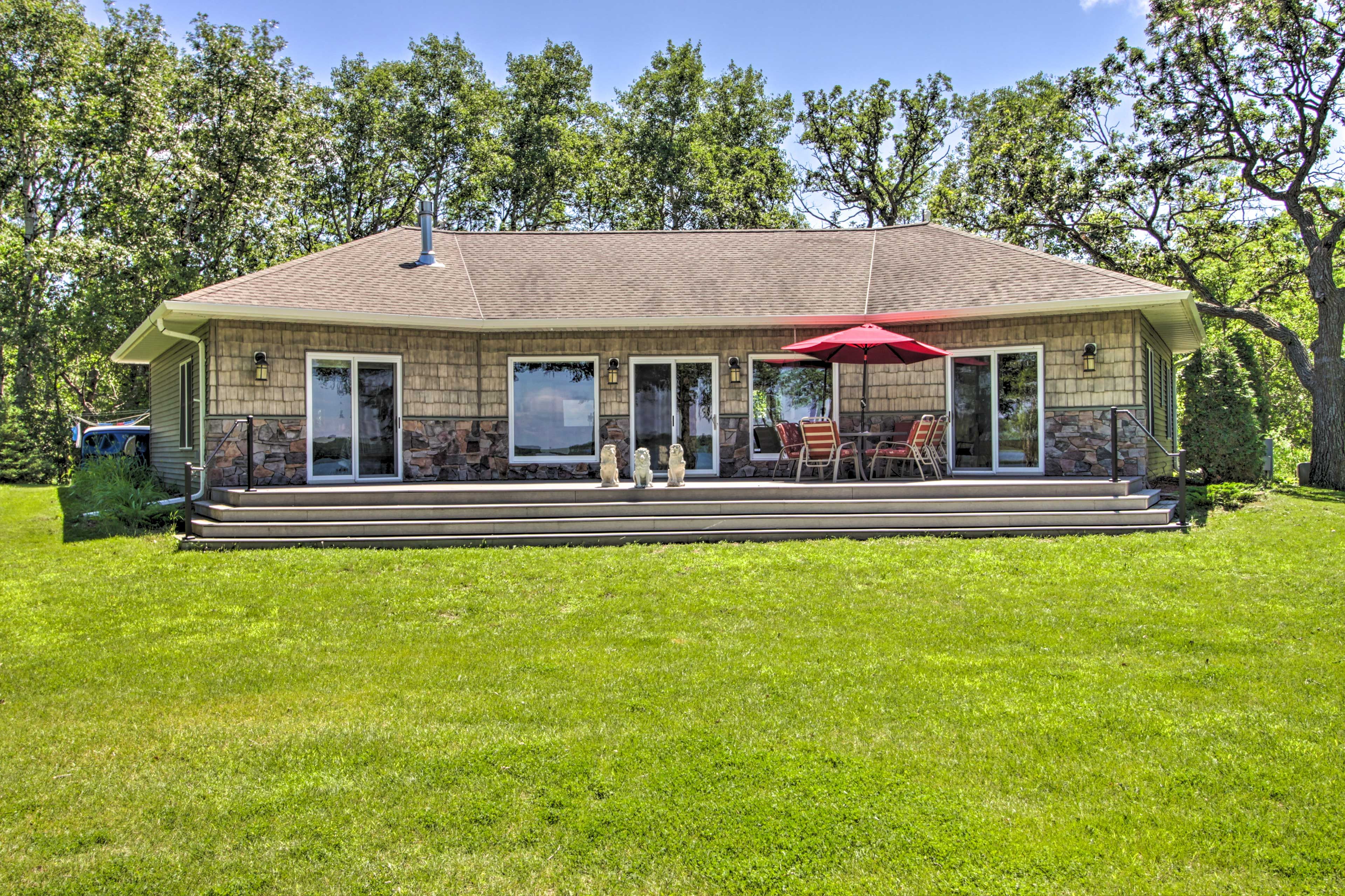 Parking | Carport (2 Vehicles) | Driveway (4 Vehicles) | Trailer Parking