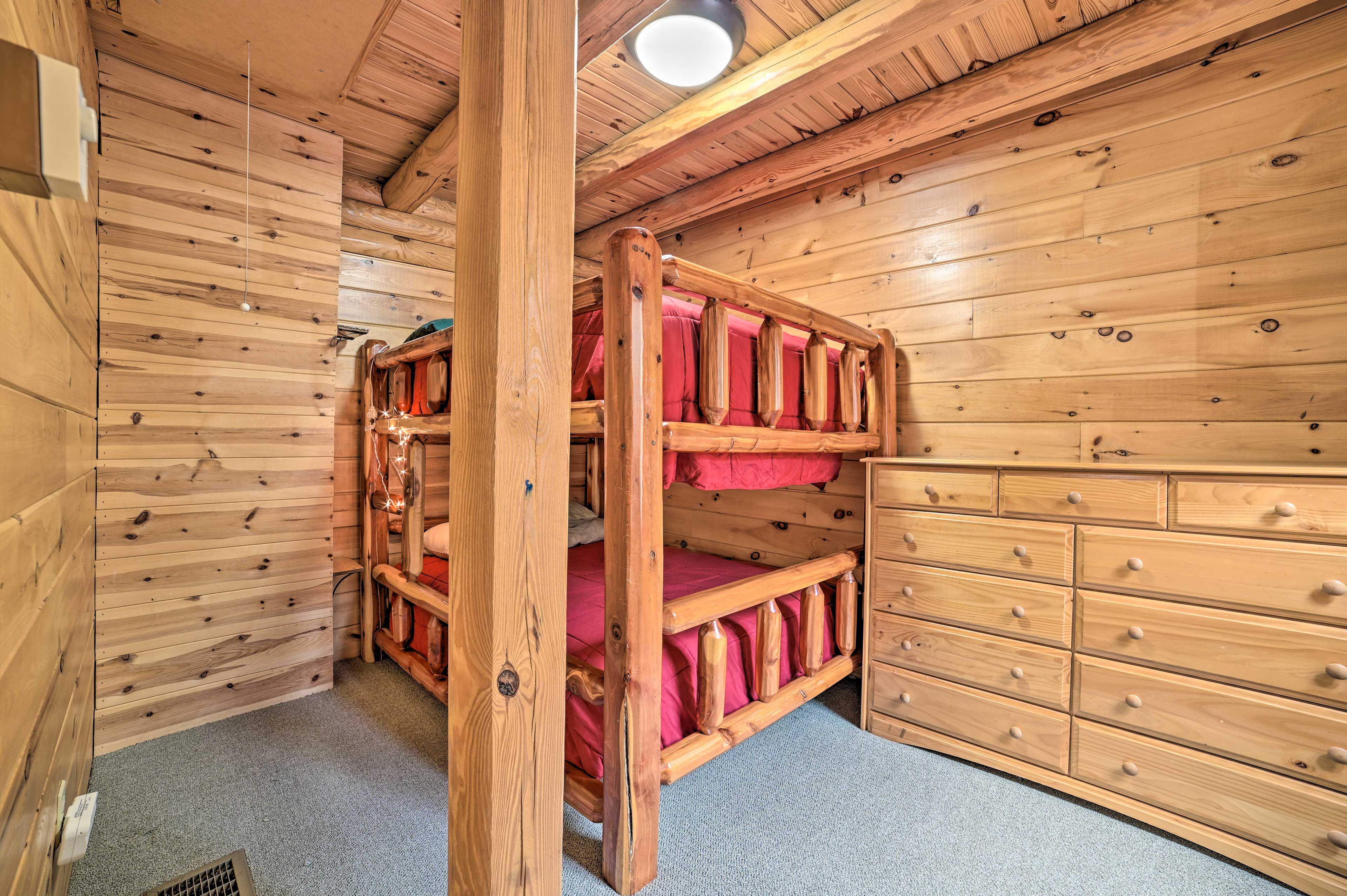 Bedroom 2 | Full Bunk Bed