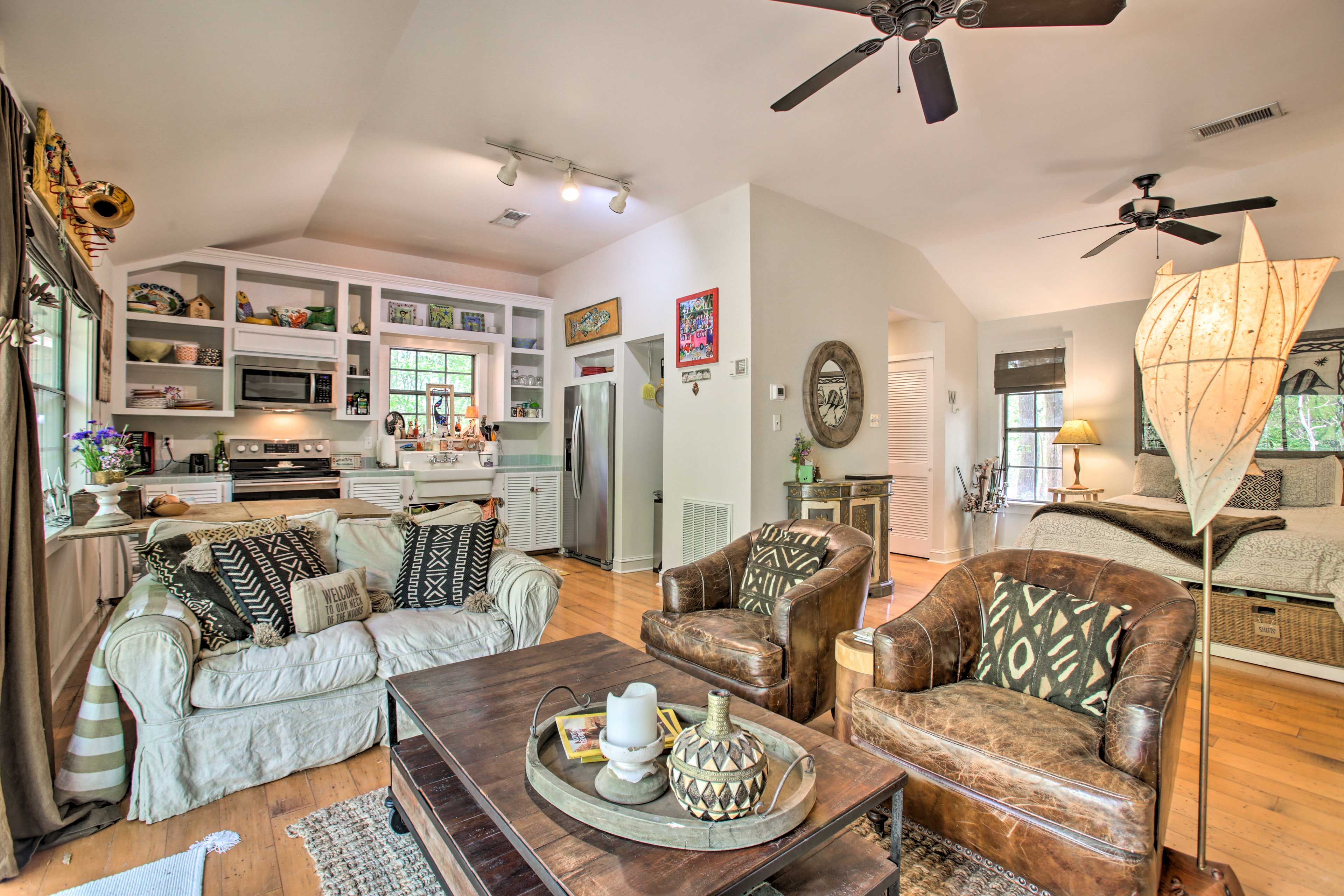 Living Area | Central Heat & A/C