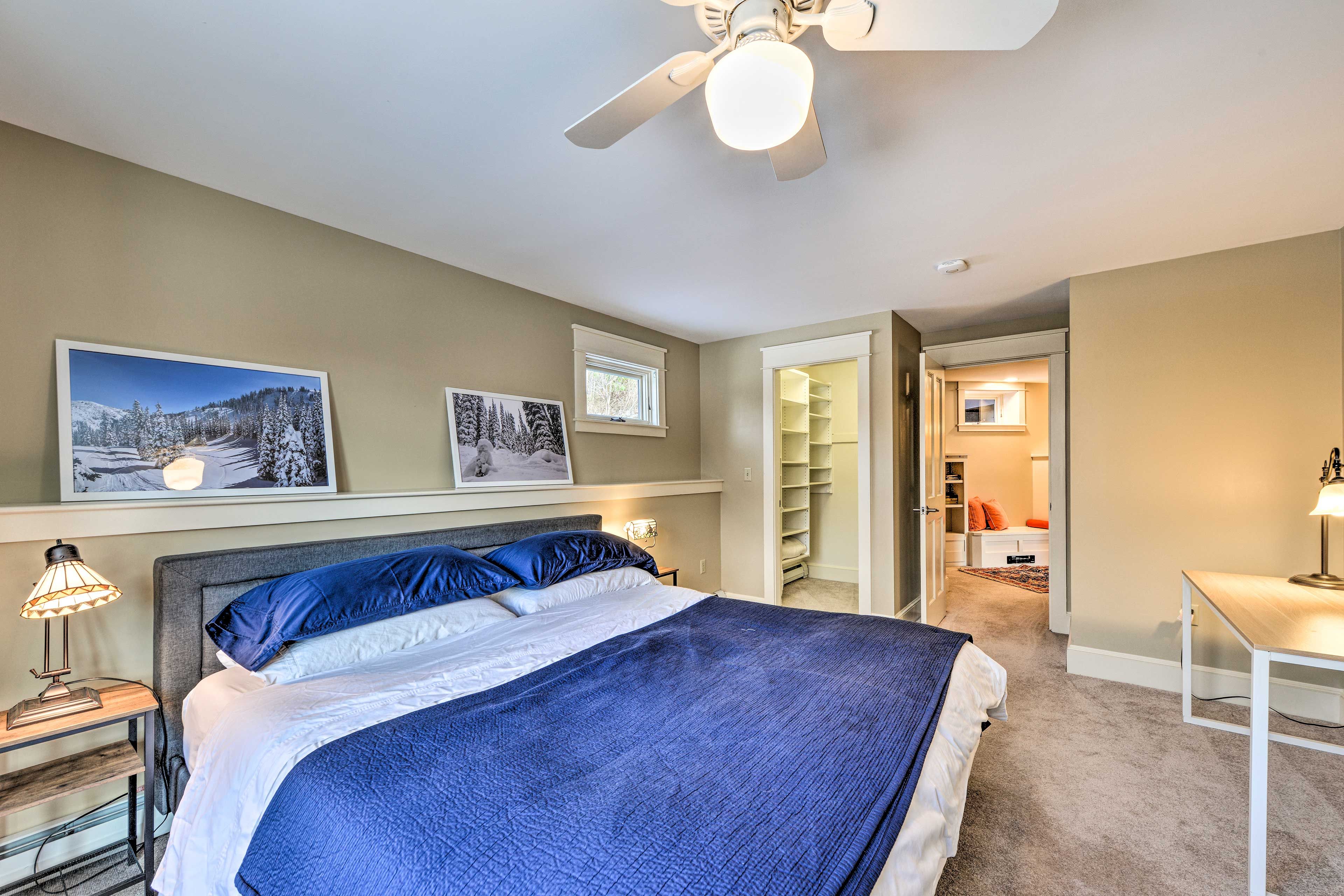 Bedroom 1 | 1st Floor | King Bed | Smart TV | Walk-In Closet | En-Suite Bathroom
