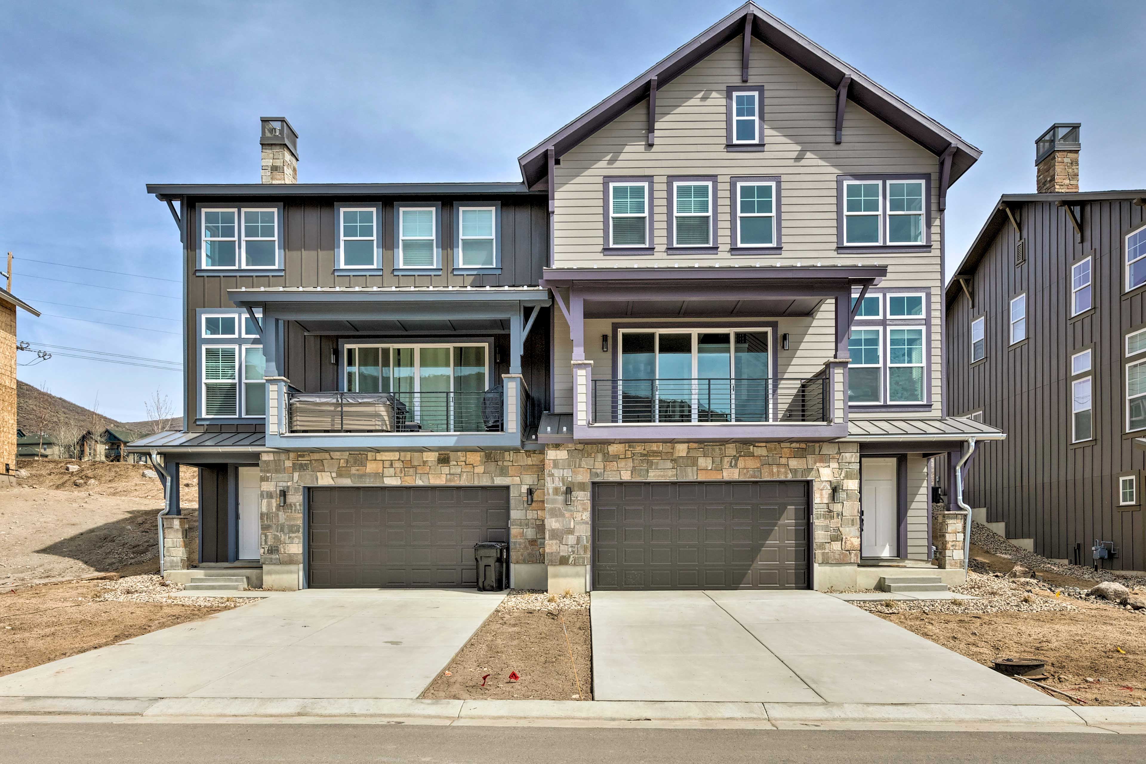 Property Exterior | Garage & Driveway Parking (4 Vehicles)