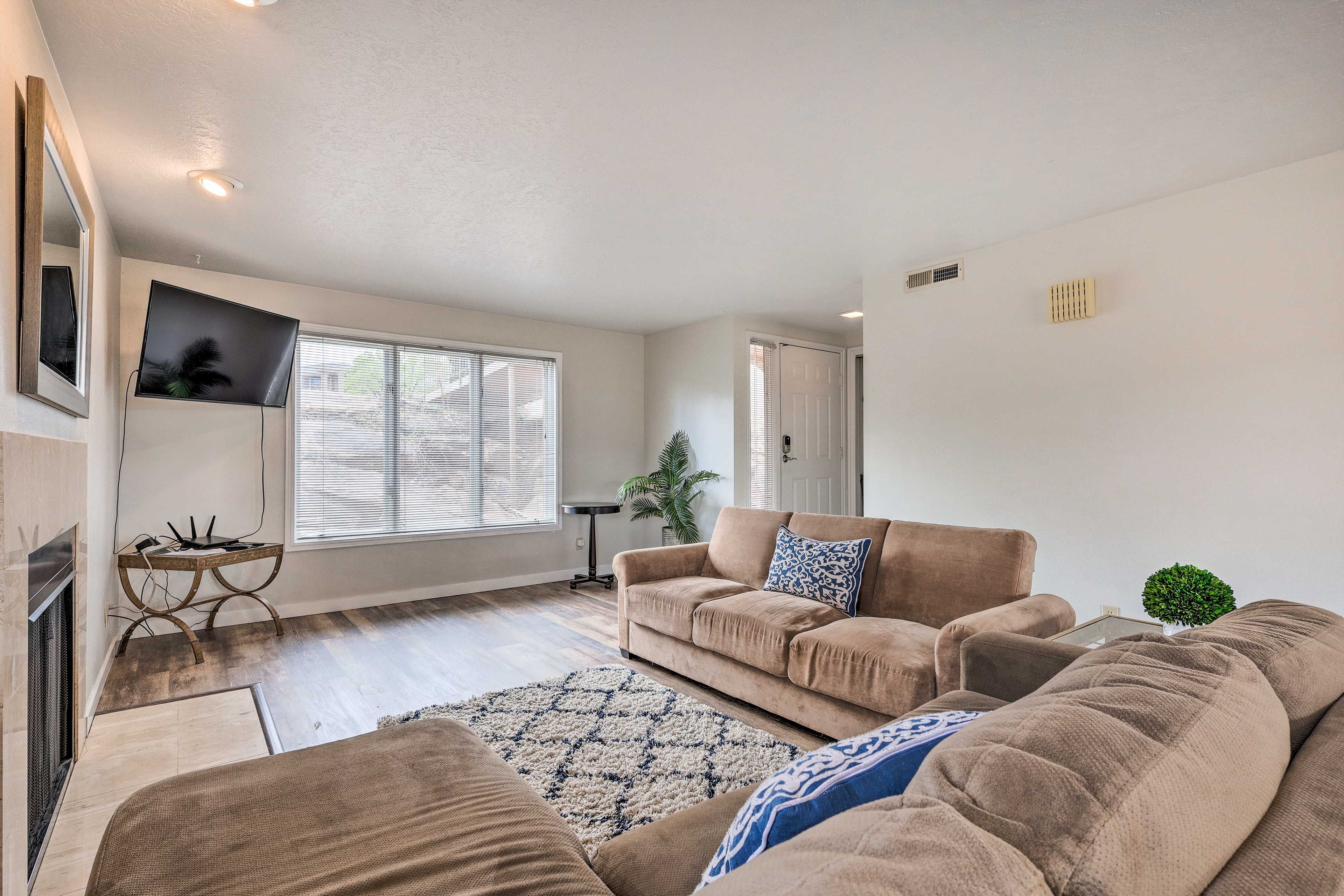 St. George Vacation Rental | 2BR | 2BA | 1 Entry Step | 1,216 Sq Ft