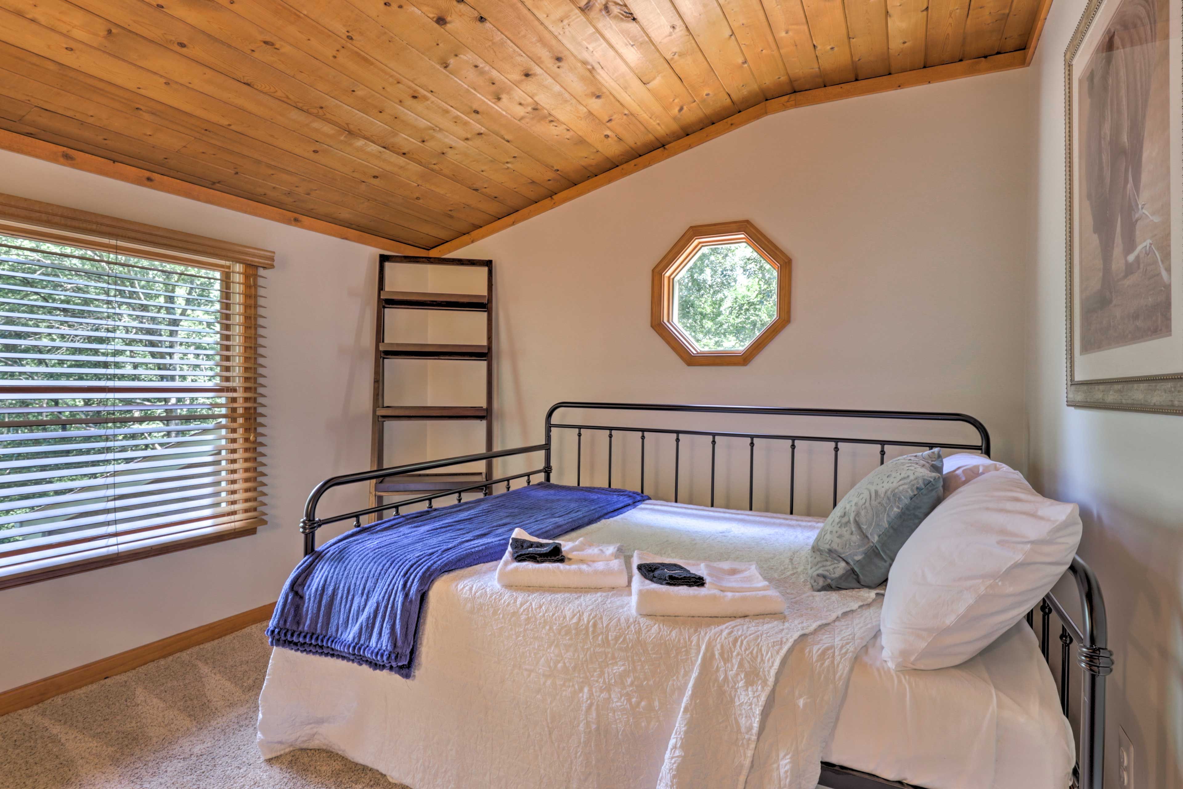 Bedroom 4 | Full Bed