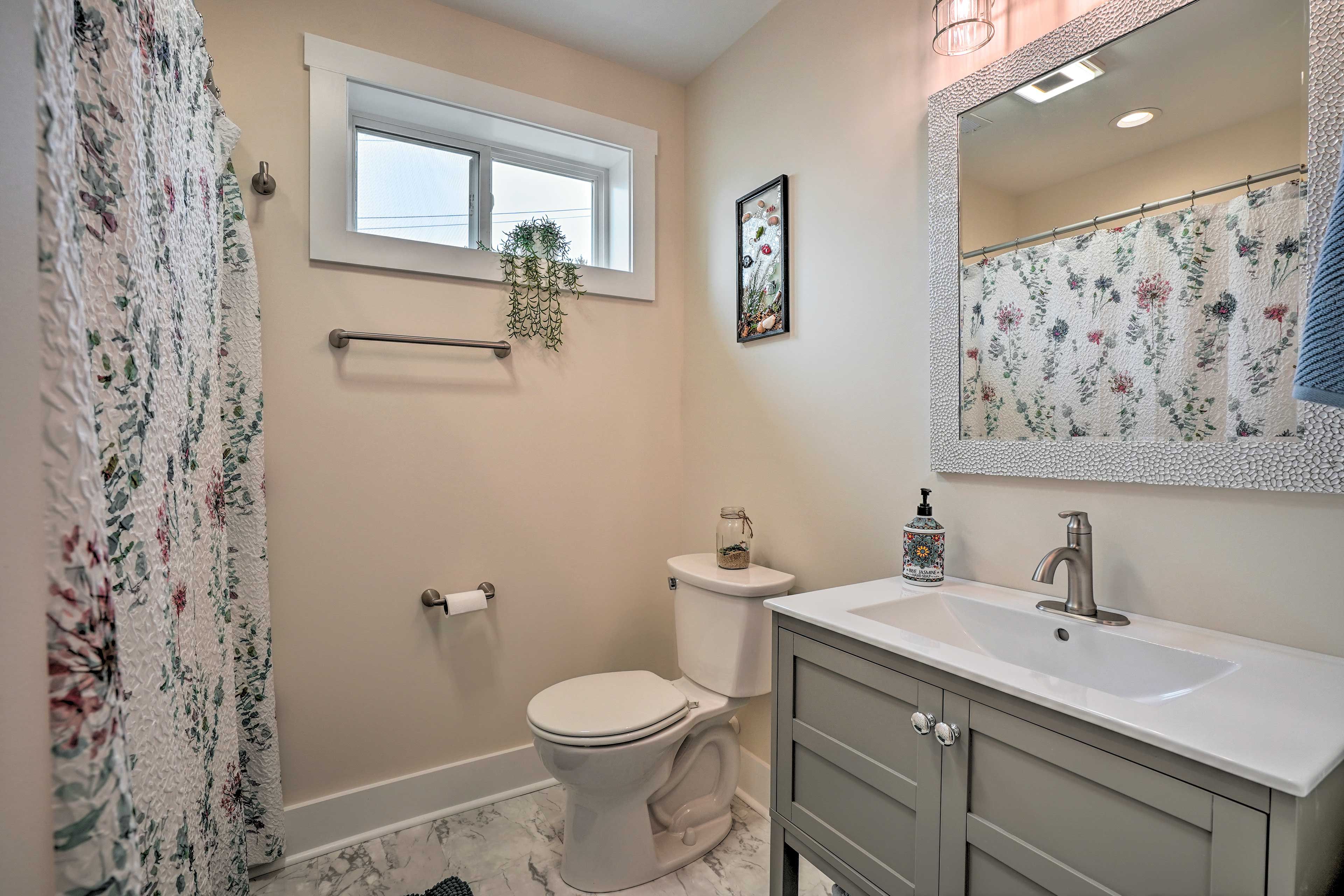 Full Bathroom