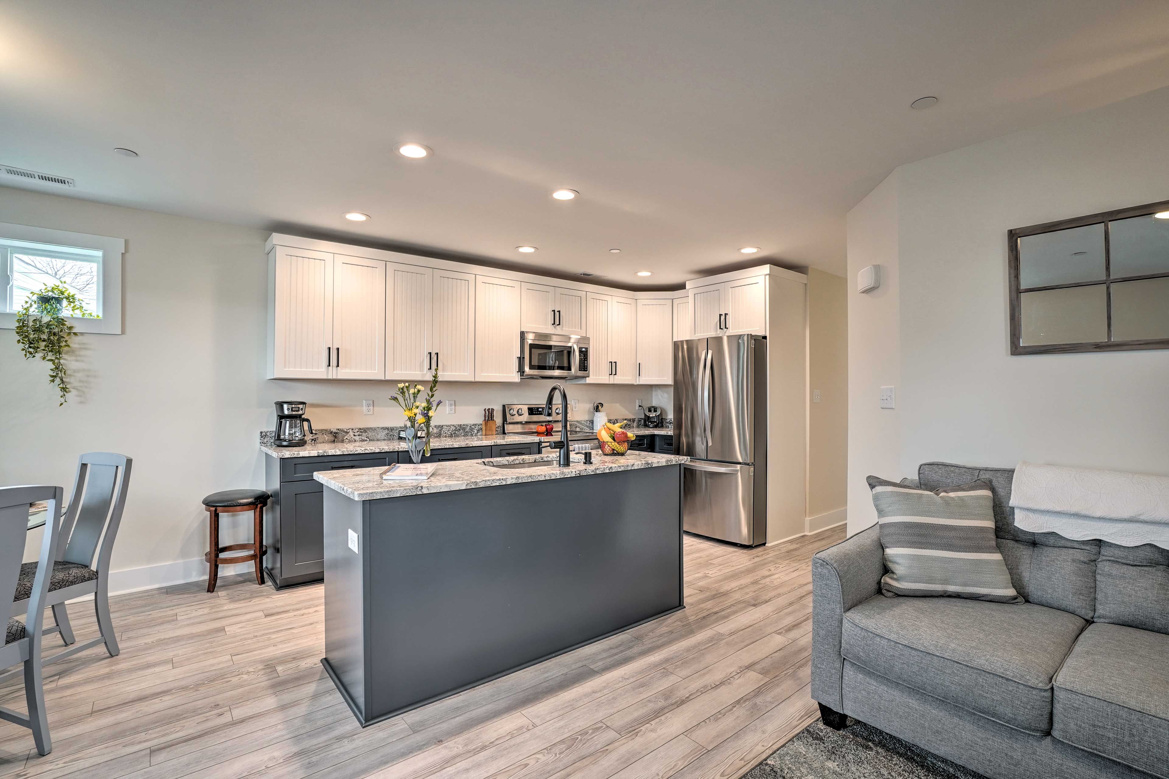 Kitchen | Toaster | Crockpot | Drip Coffee Maker