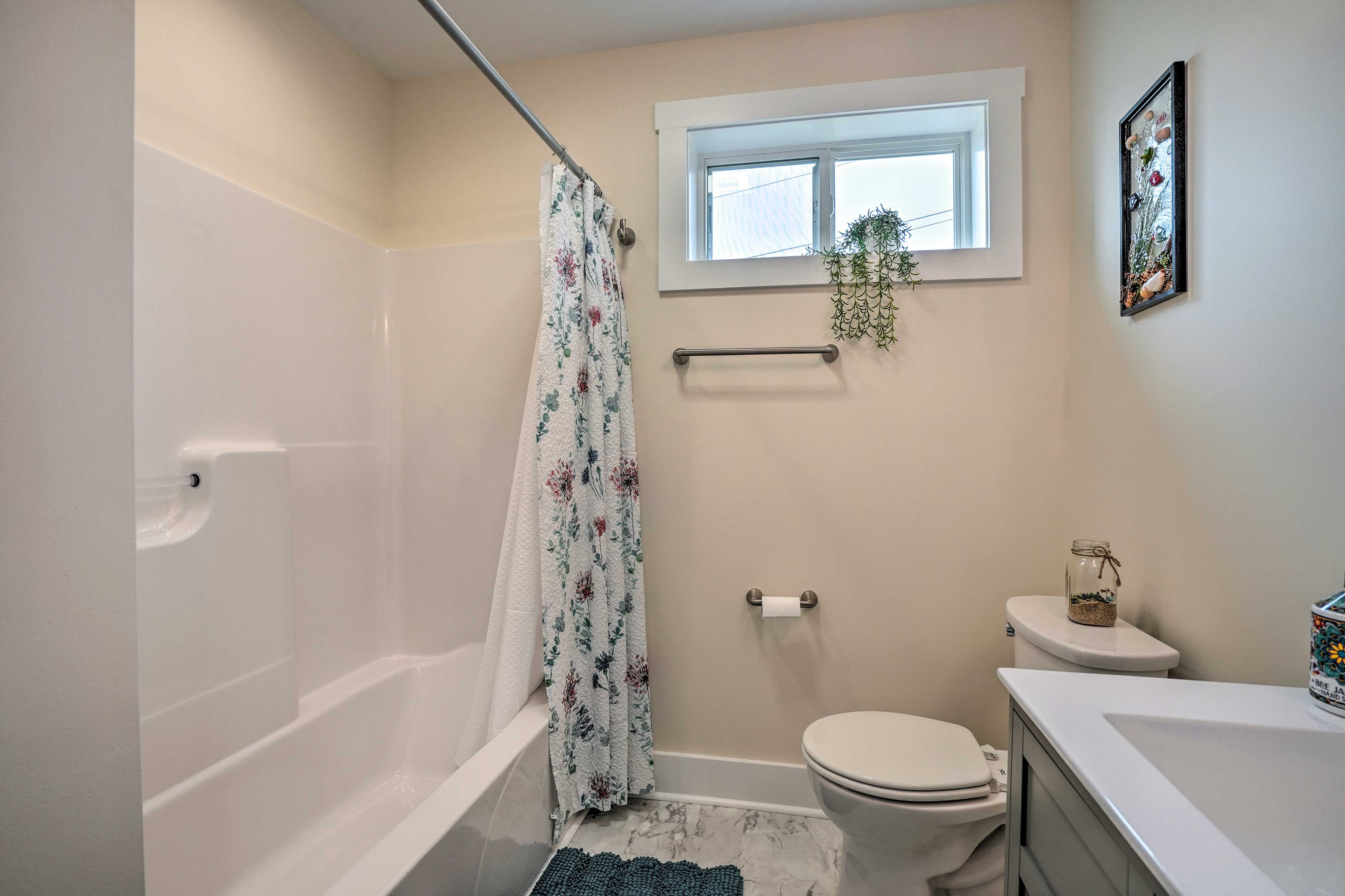Full Bathroom