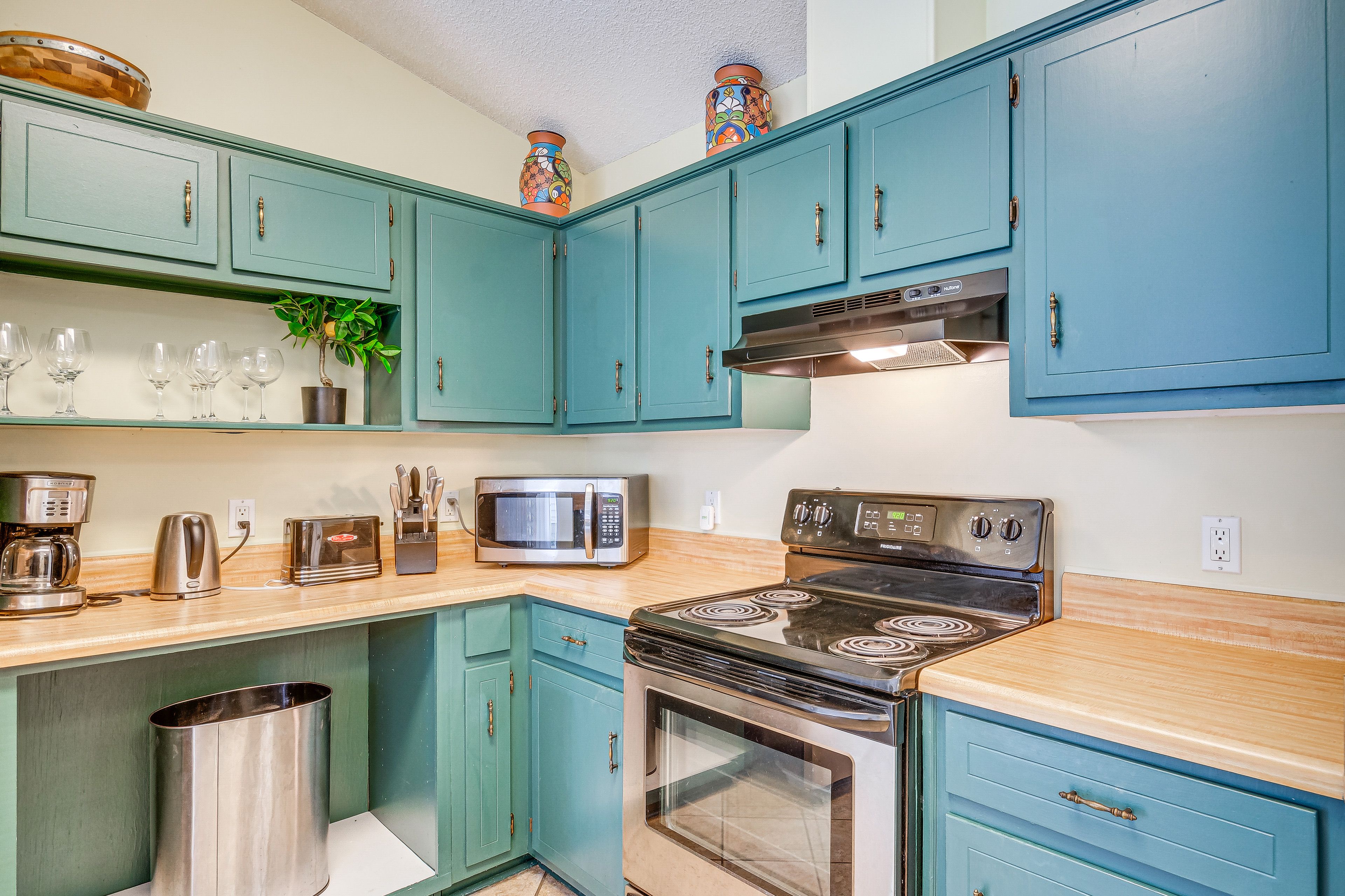 Kitchen | Drip Coffee Maker | Toaster | Cooking Basics