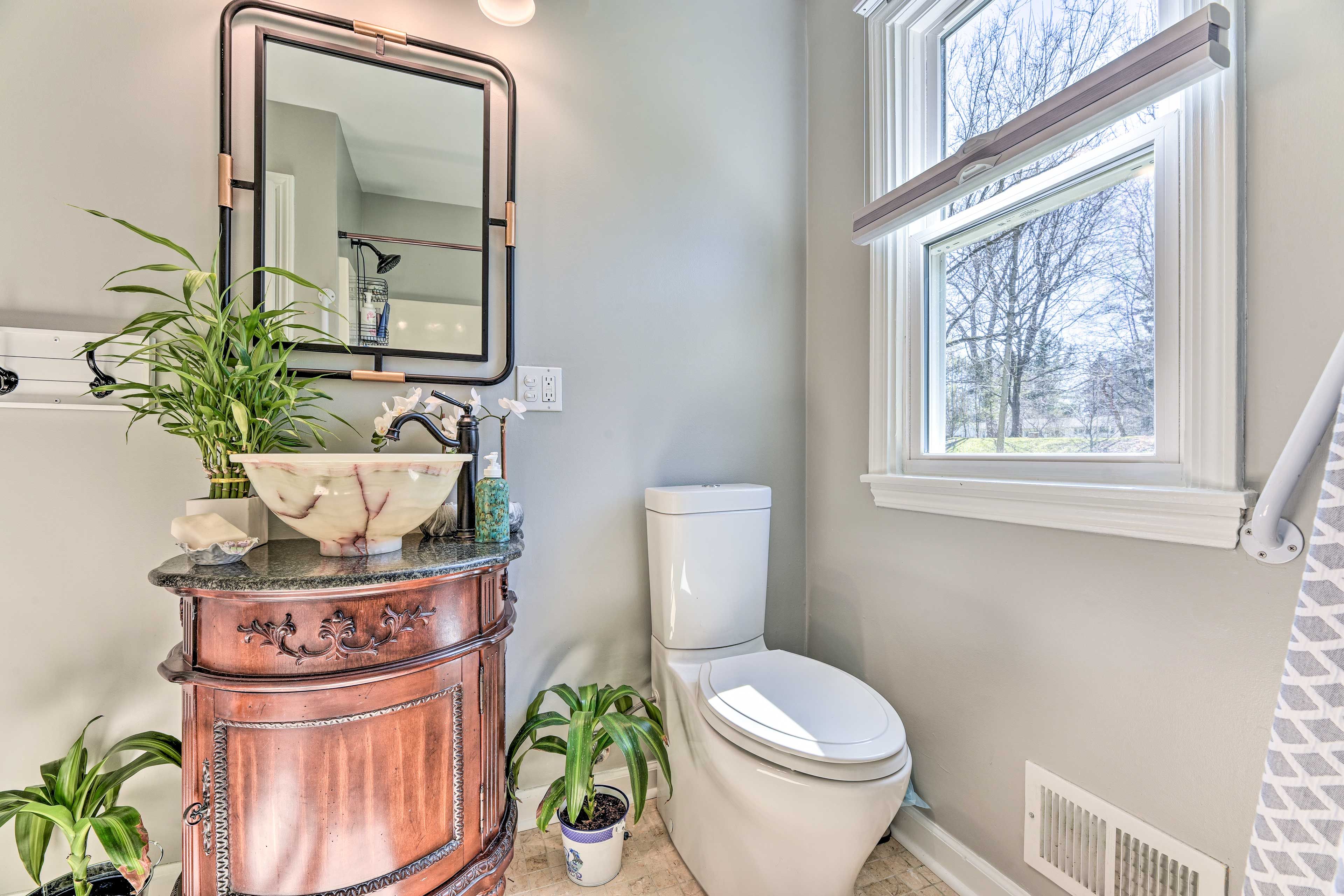 Full Bathroom