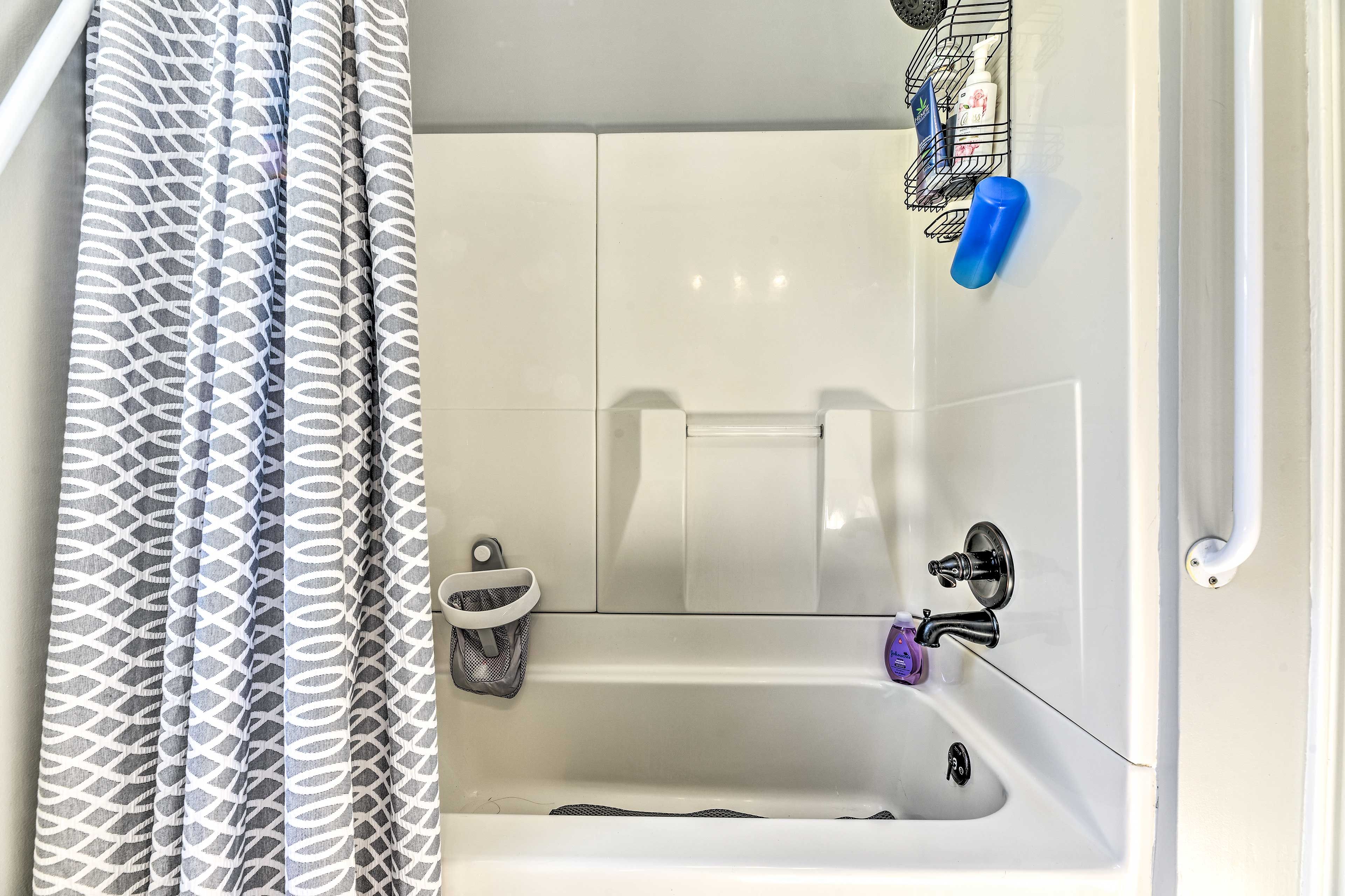 Full Bathroom