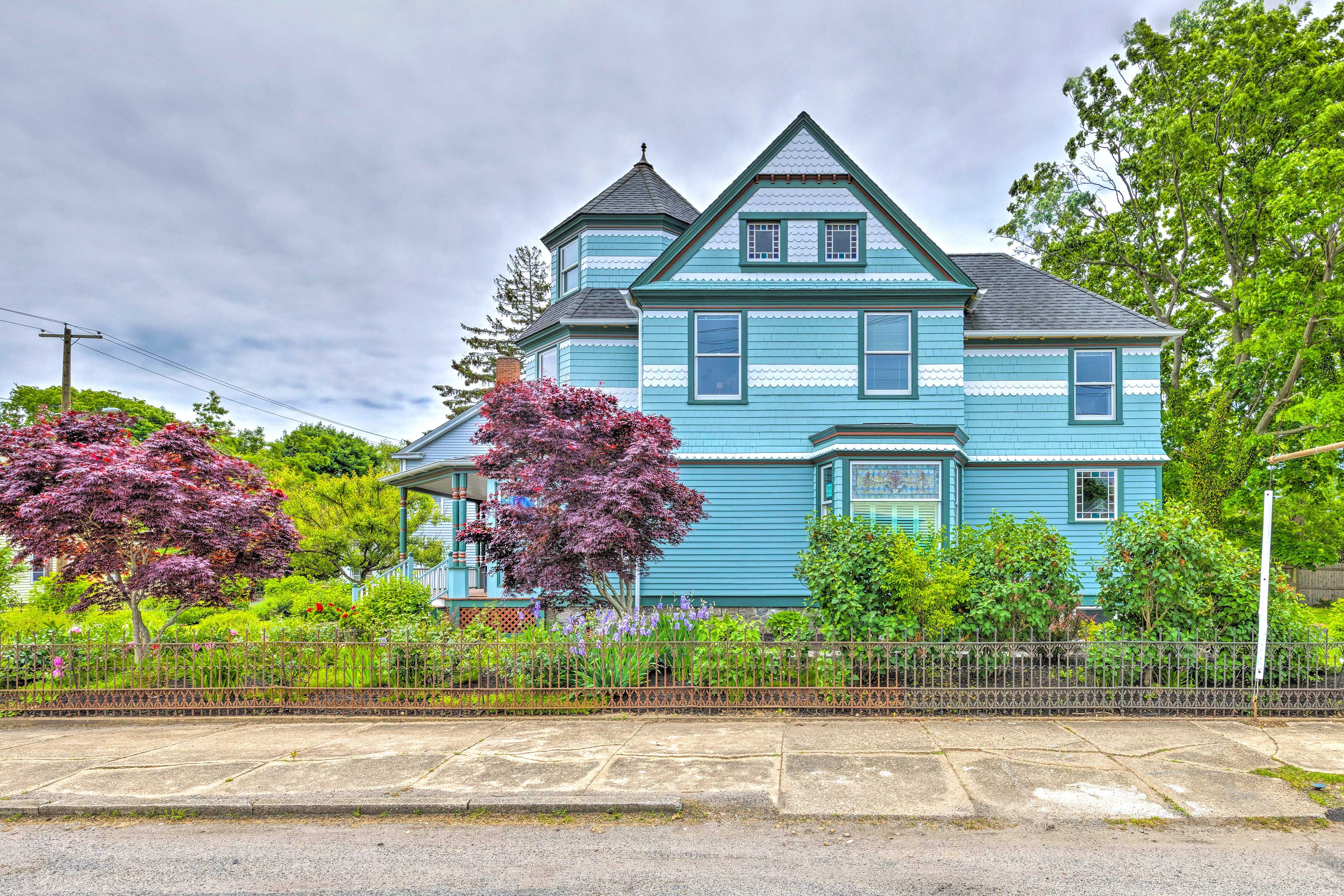 Apartment Exterior | Addt'l Rental On-Site