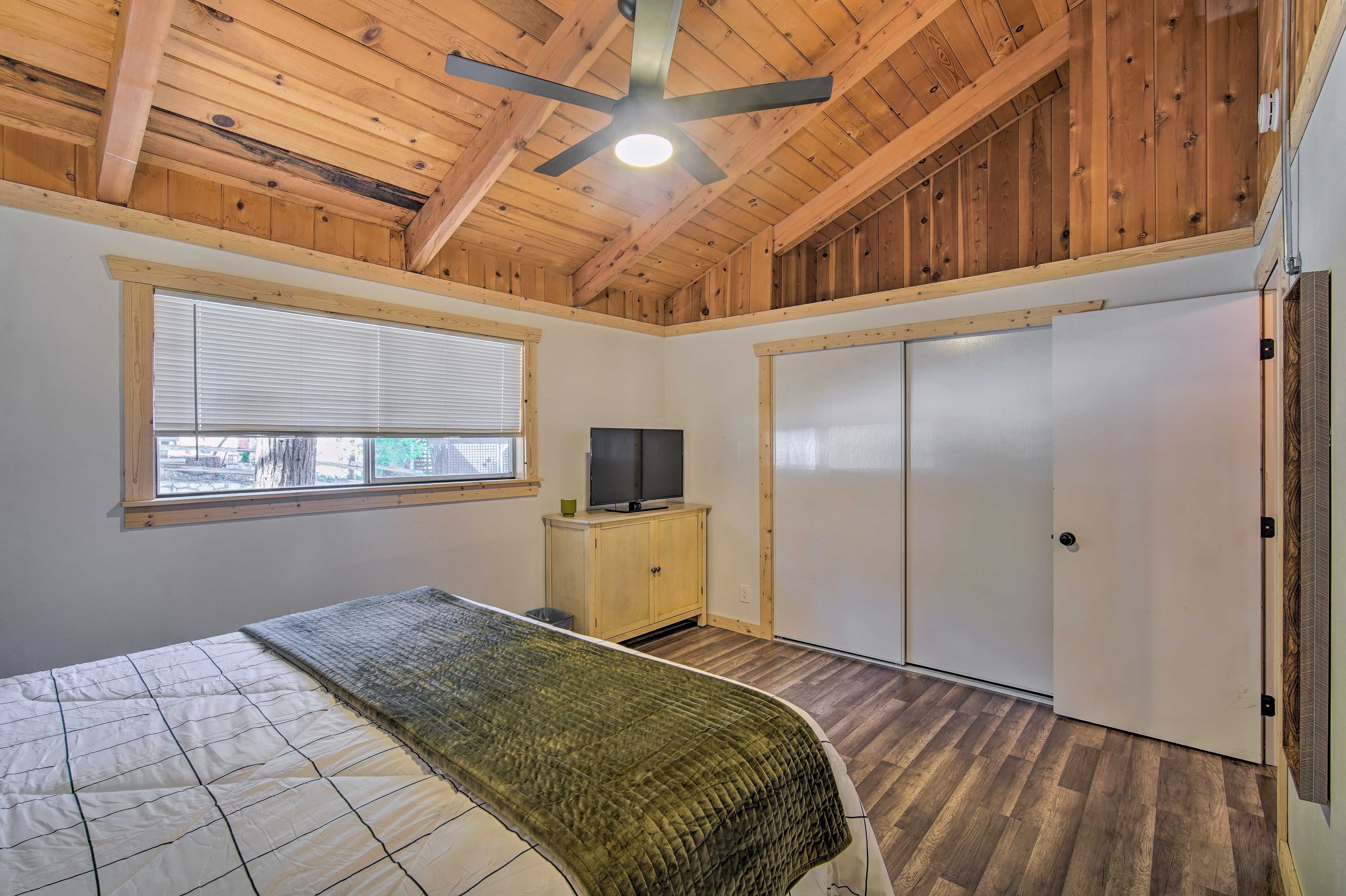 Bedroom 1 | Linens Provided