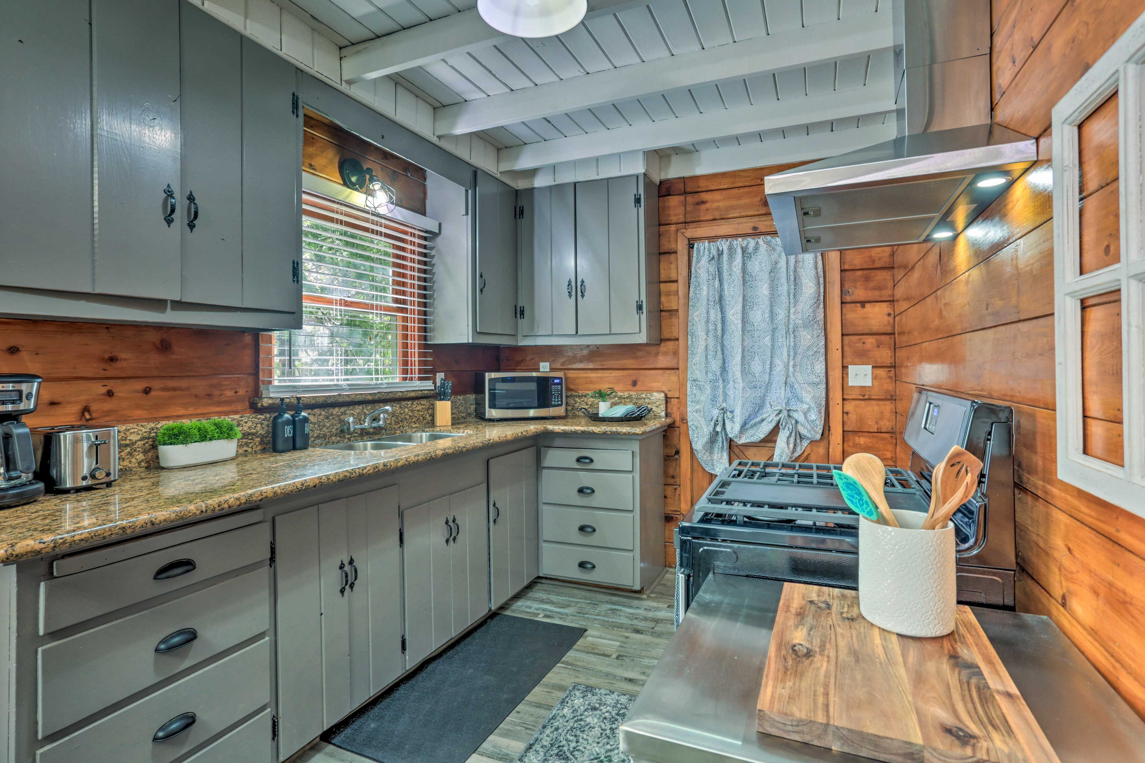 Kitchen | 1st Floor | Cooking & Dining Basics