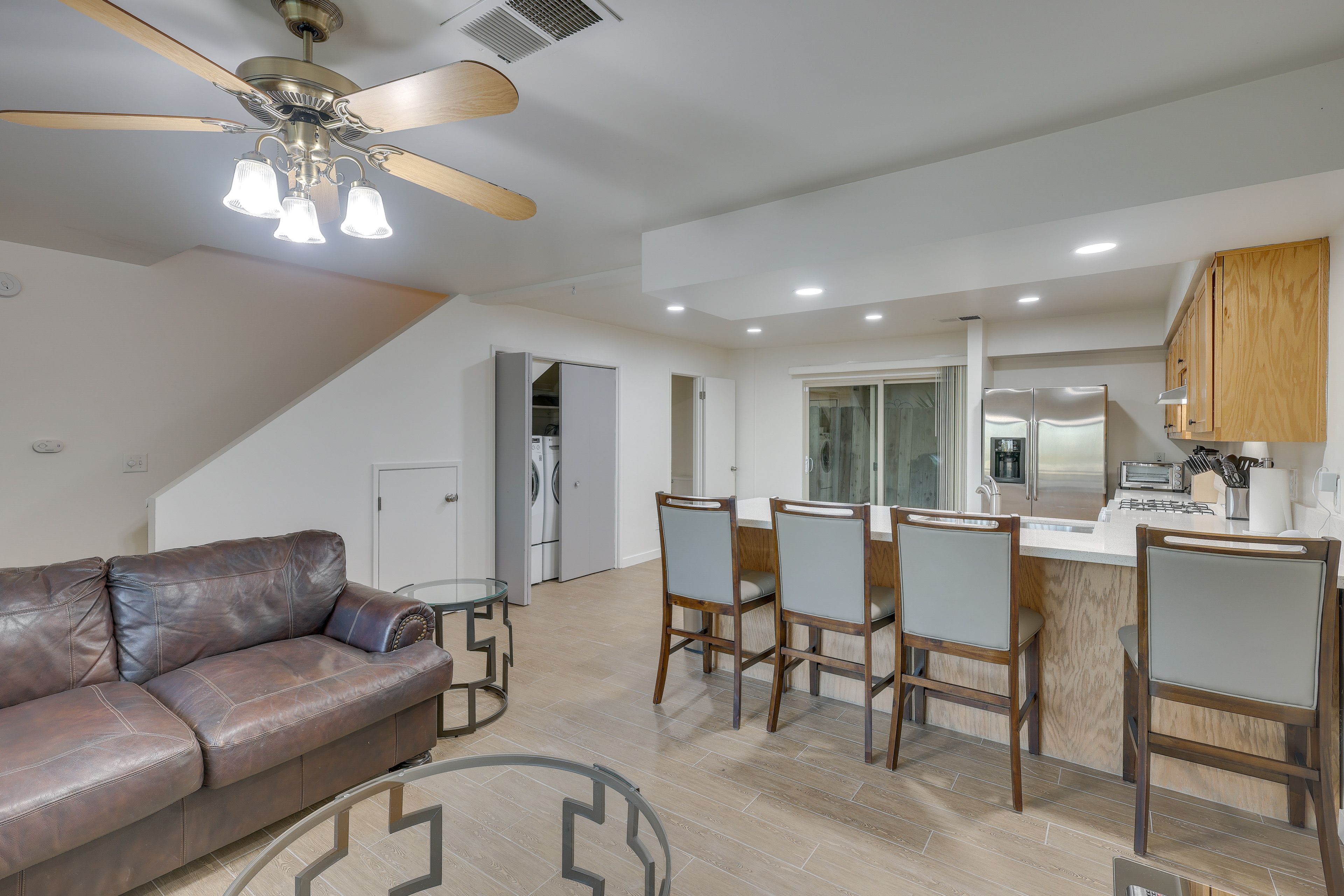Living Area | Pack 'n Play | Ceiling Fans