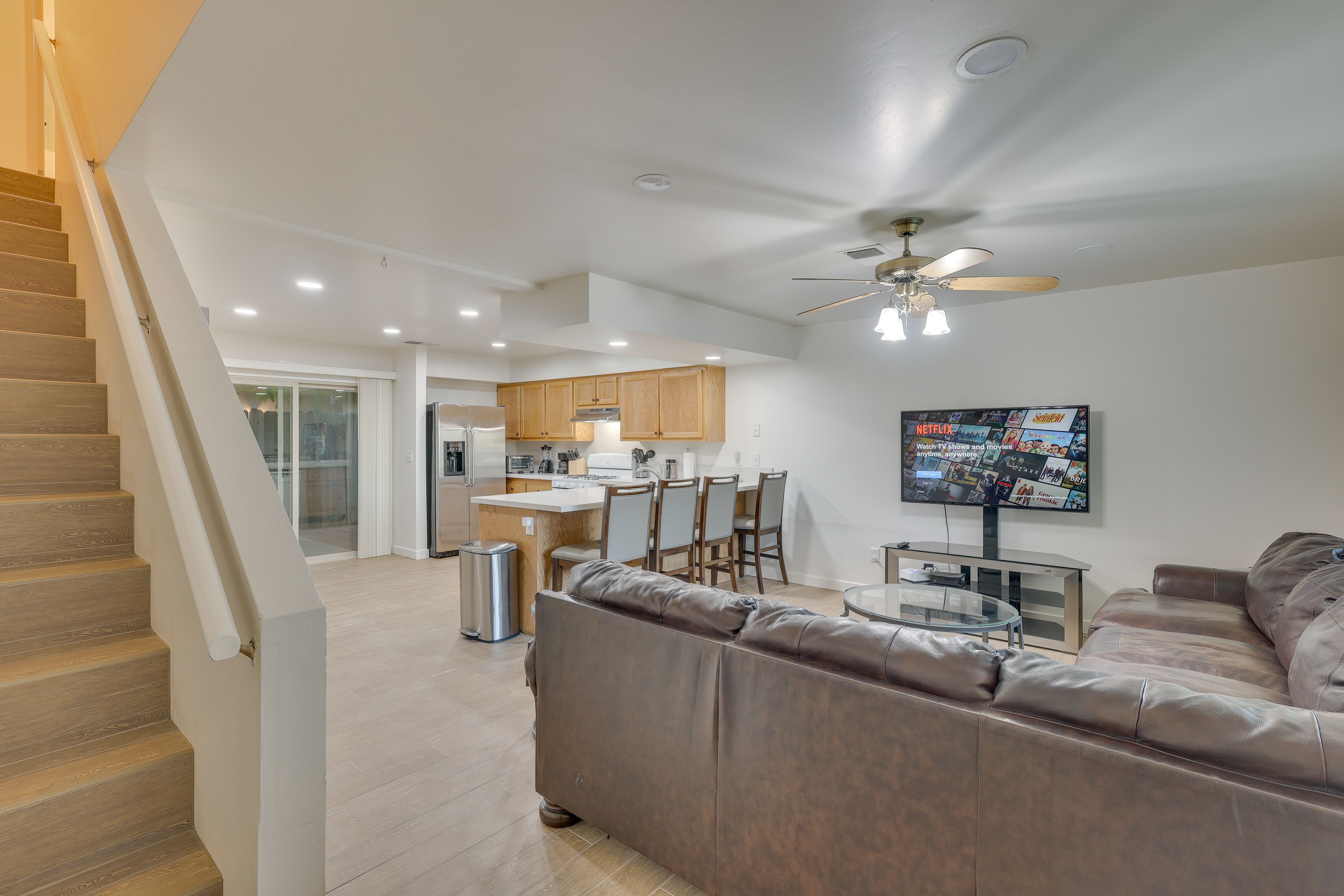 Bakersfield Vacation Rental | 3BR | 2.5BA | Access Only By Stairs | 1,234 Sq Ft