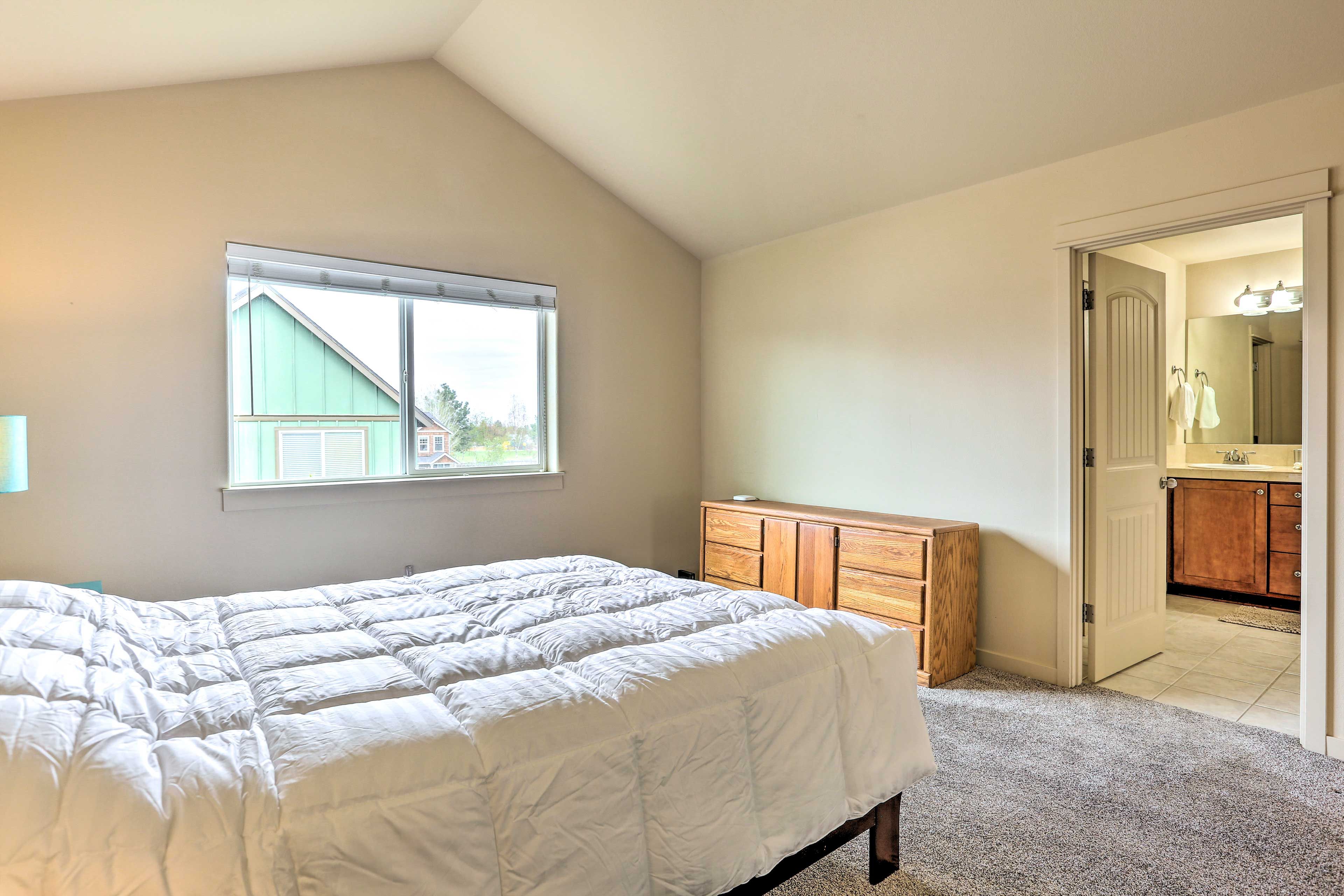 Bedroom 1 | En-Suite Bathroom